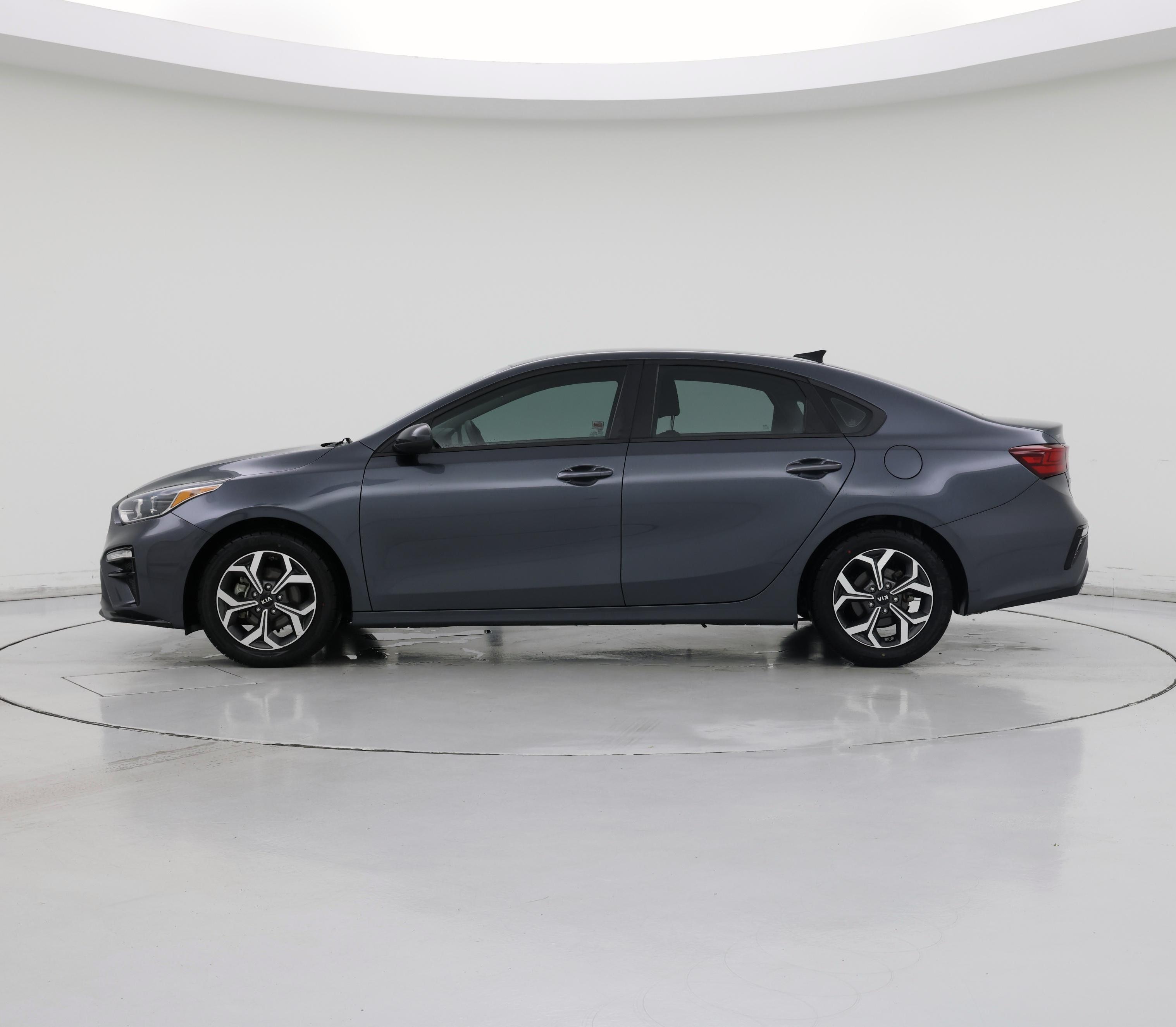 Thumbnail: 2019 Kia Forte - 3