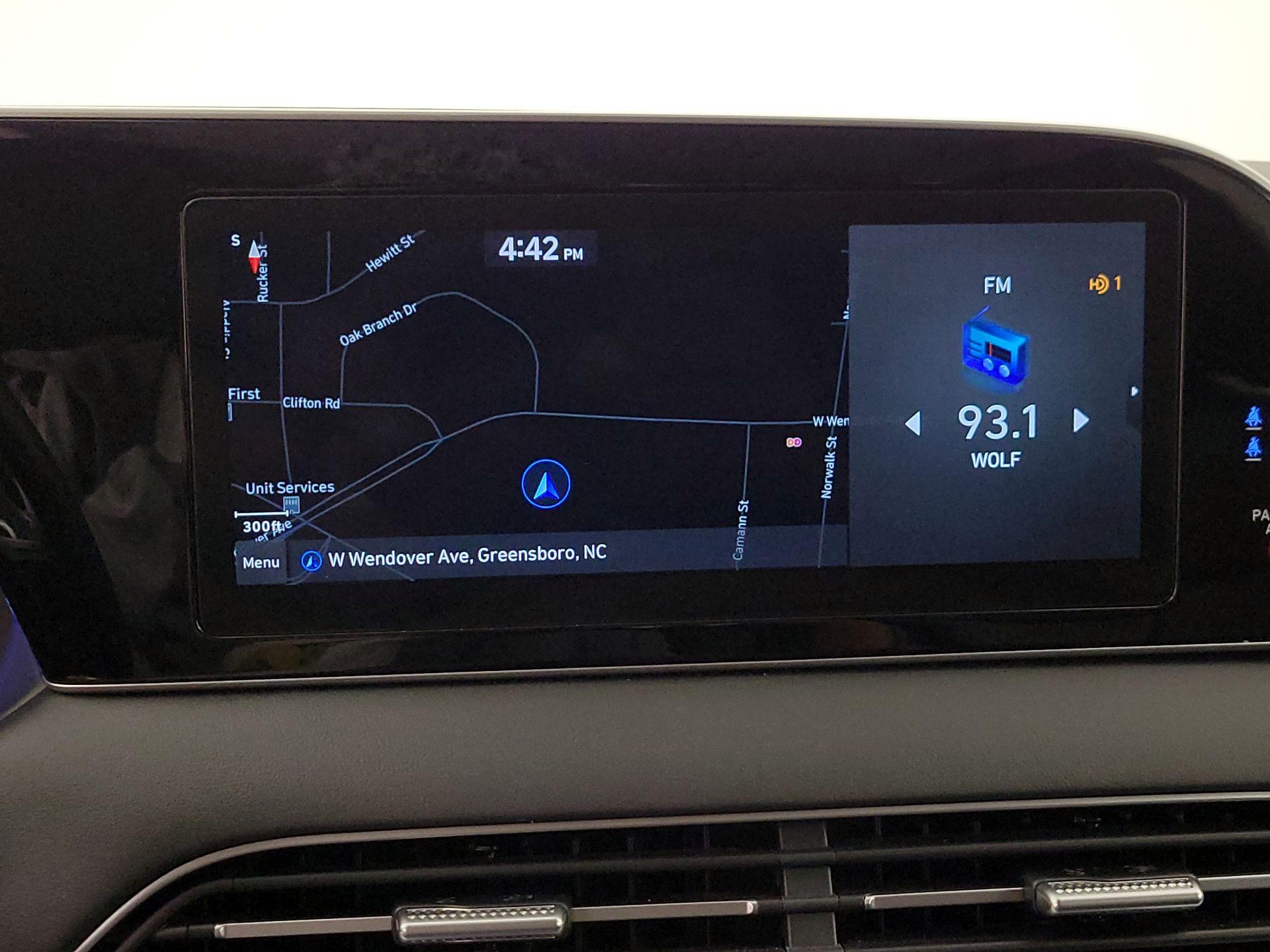 Thumbnail: 2022 Hyundai Palisade - 14