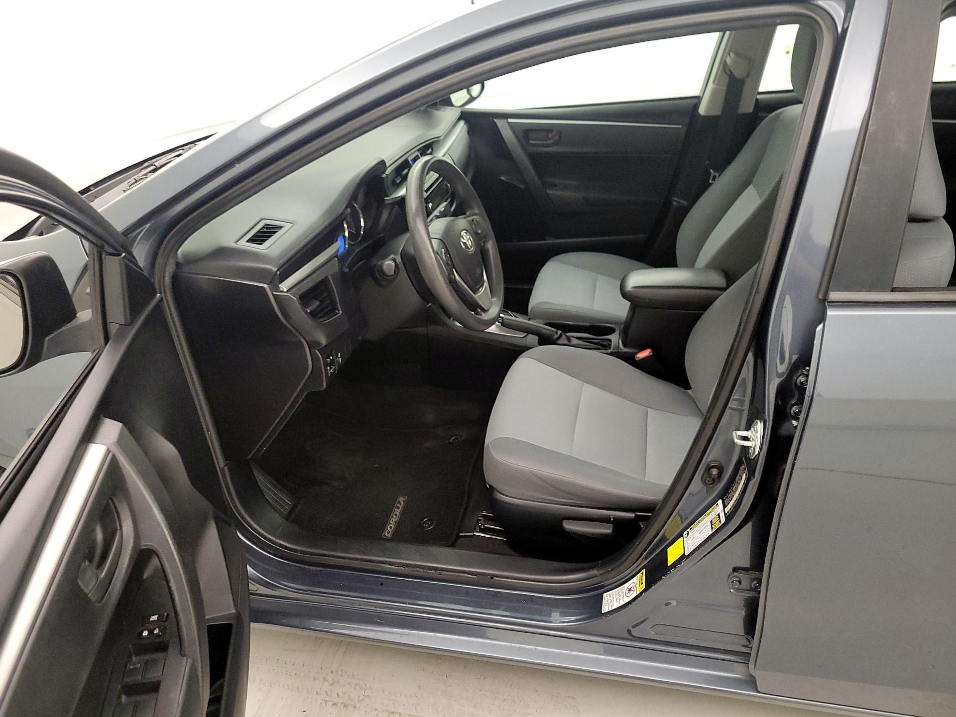 Thumbnail: 2015 Toyota Corolla - 11