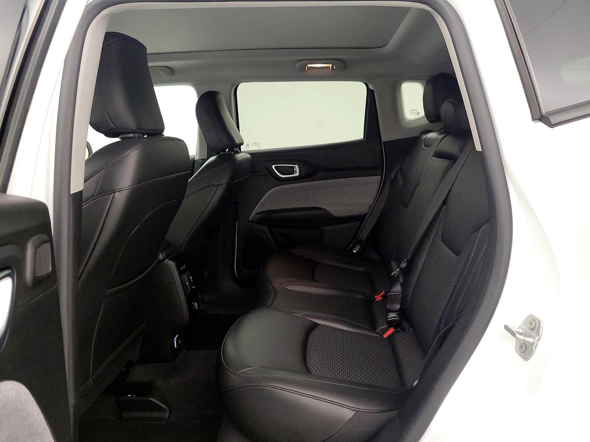 Thumbnail: 2022 Jeep Compass - 20