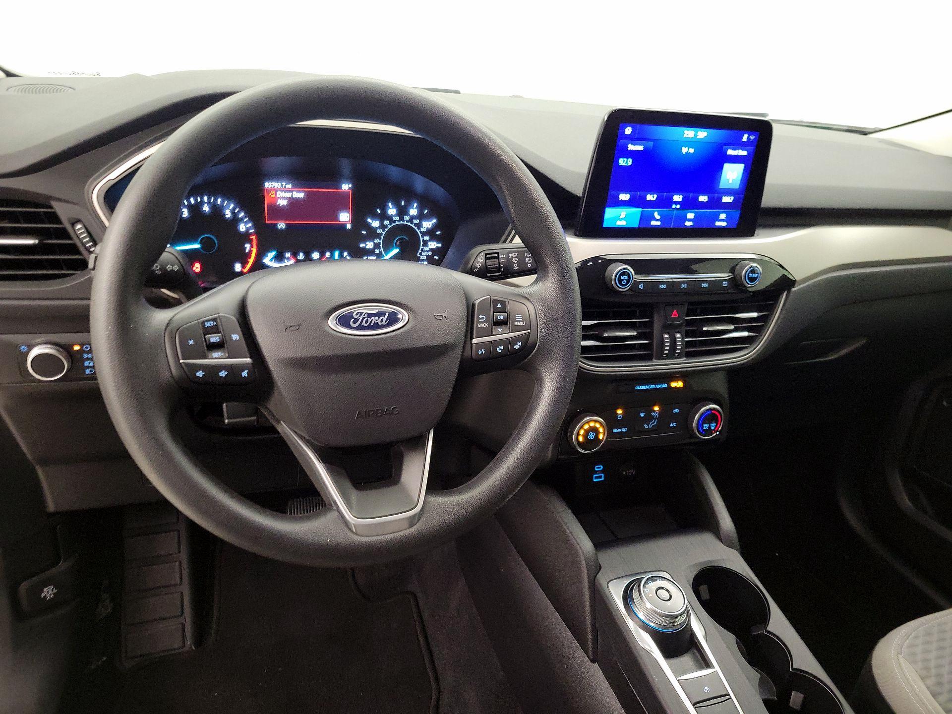 Thumbnail: 2022 Ford Escape - 10