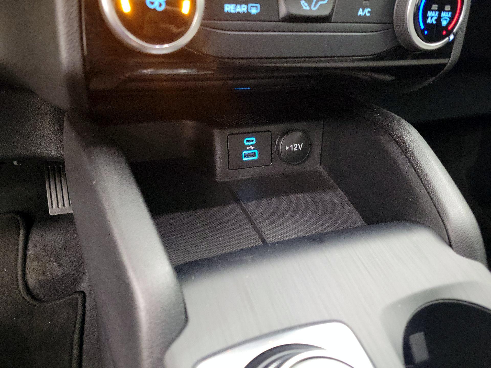 Thumbnail: 2022 Ford Escape - 18