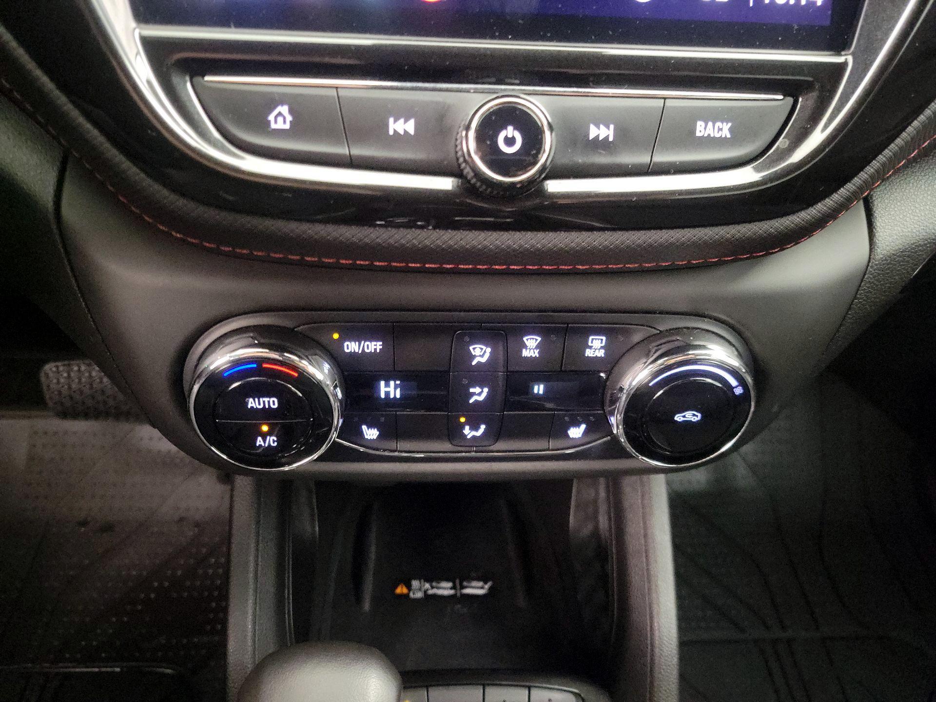 Thumbnail: 2022 Chevrolet TrailBlazer - 16