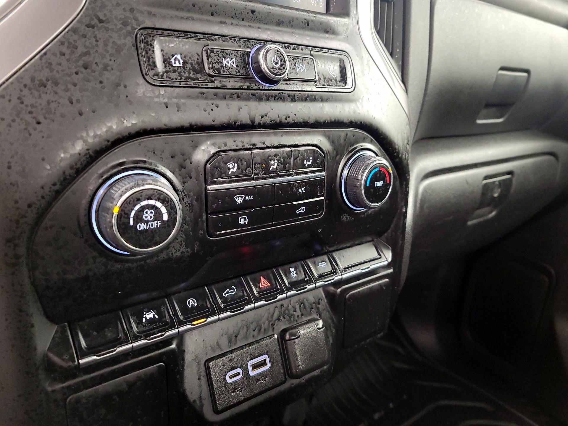 Thumbnail: 2023 Chevrolet Silverado 1500 - 16