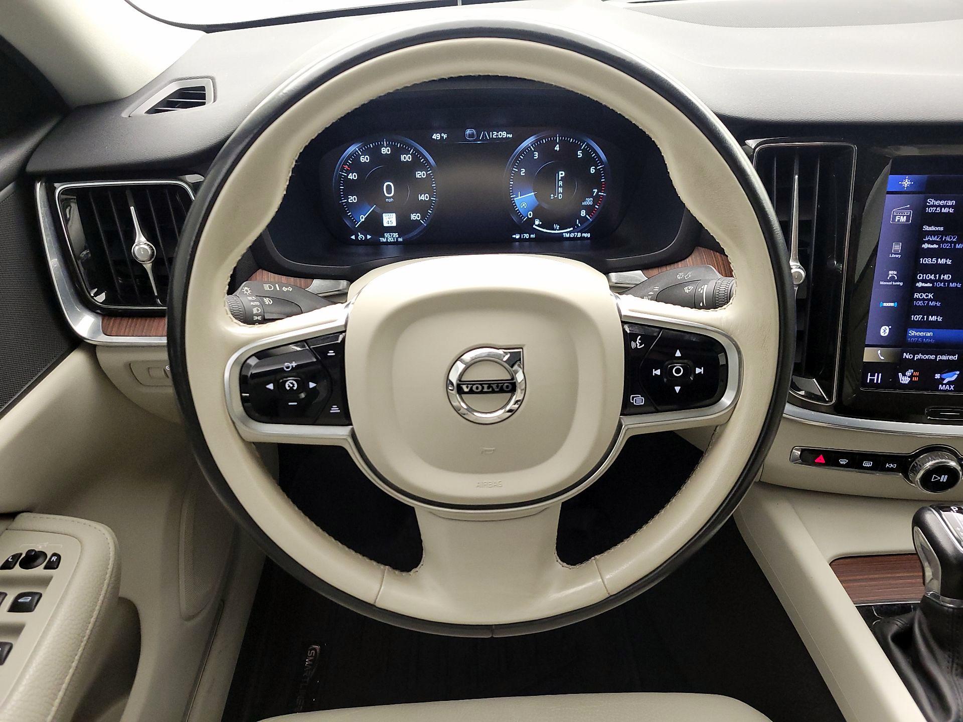 Thumbnail: 2021 Volvo S60 - 10