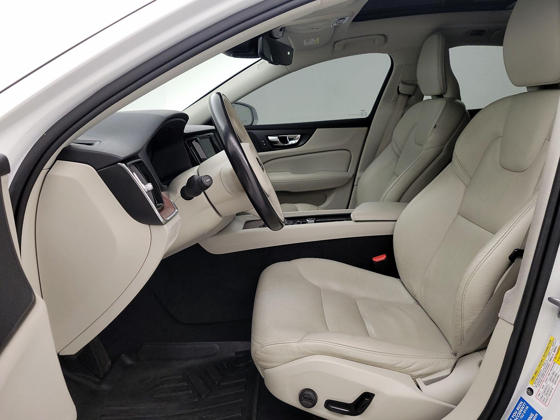 Thumbnail: 2021 Volvo S60 - 11