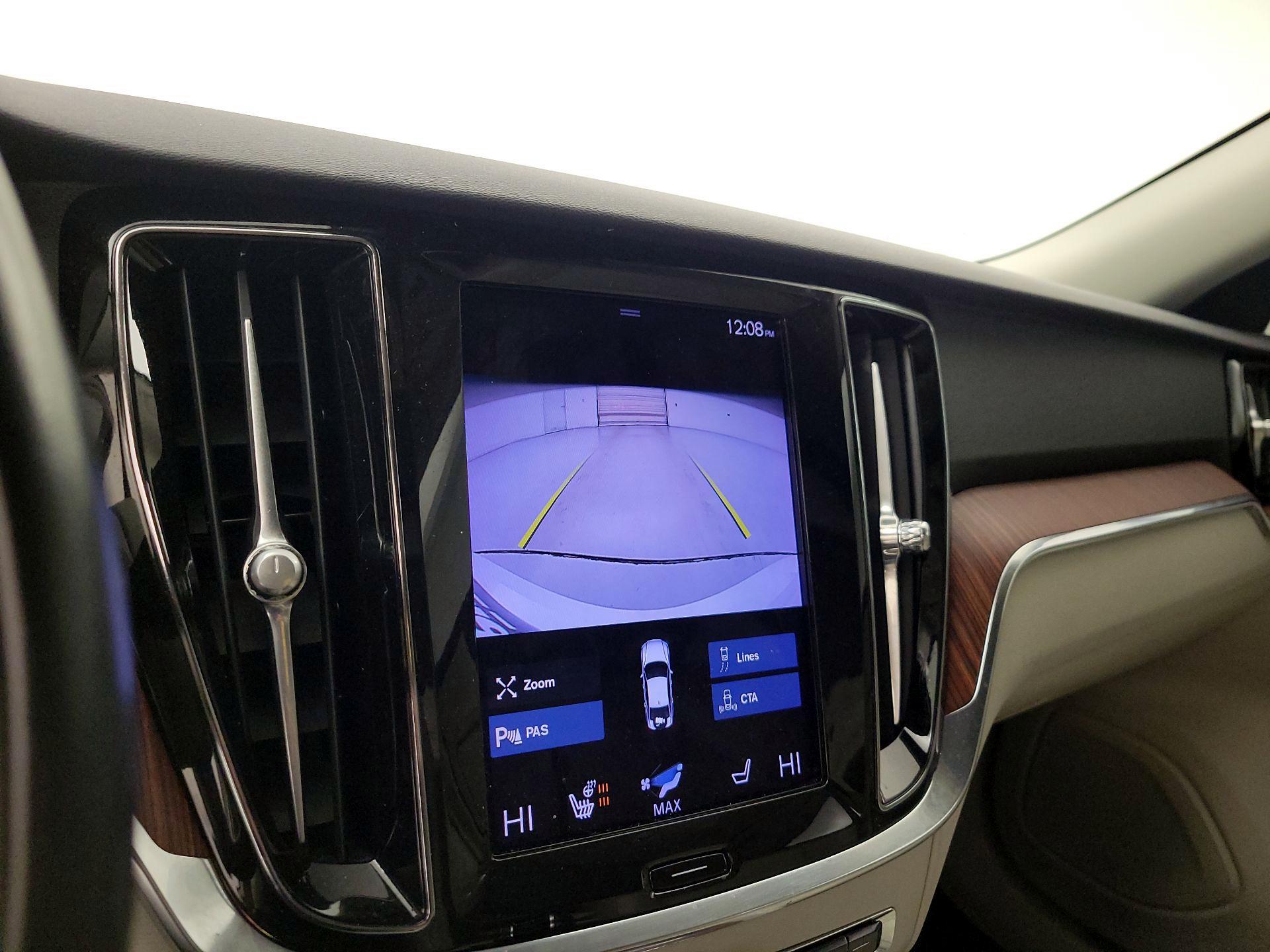 Thumbnail: 2021 Volvo S60 - 15