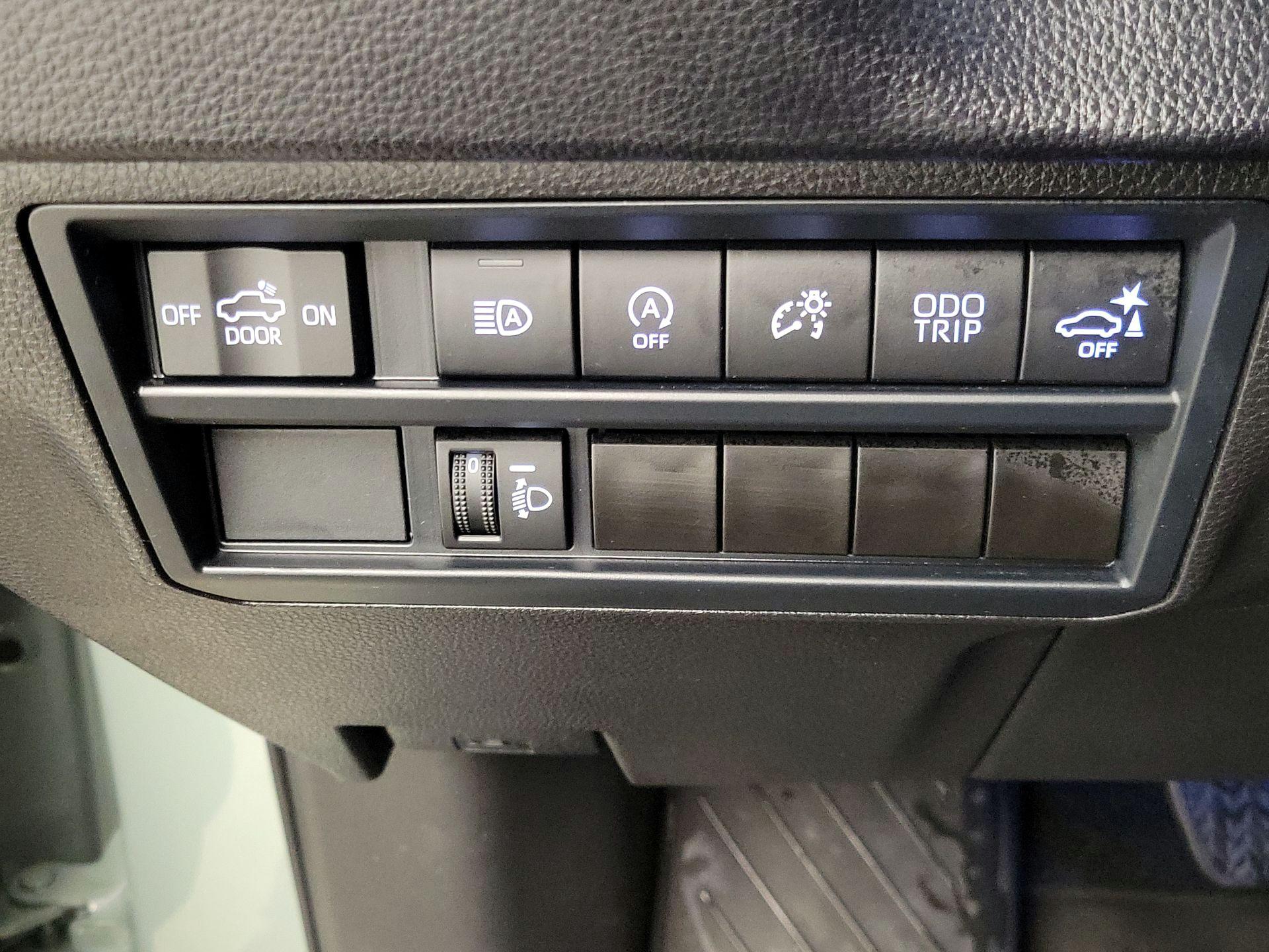 Thumbnail: 2024 Toyota Tundra - 13