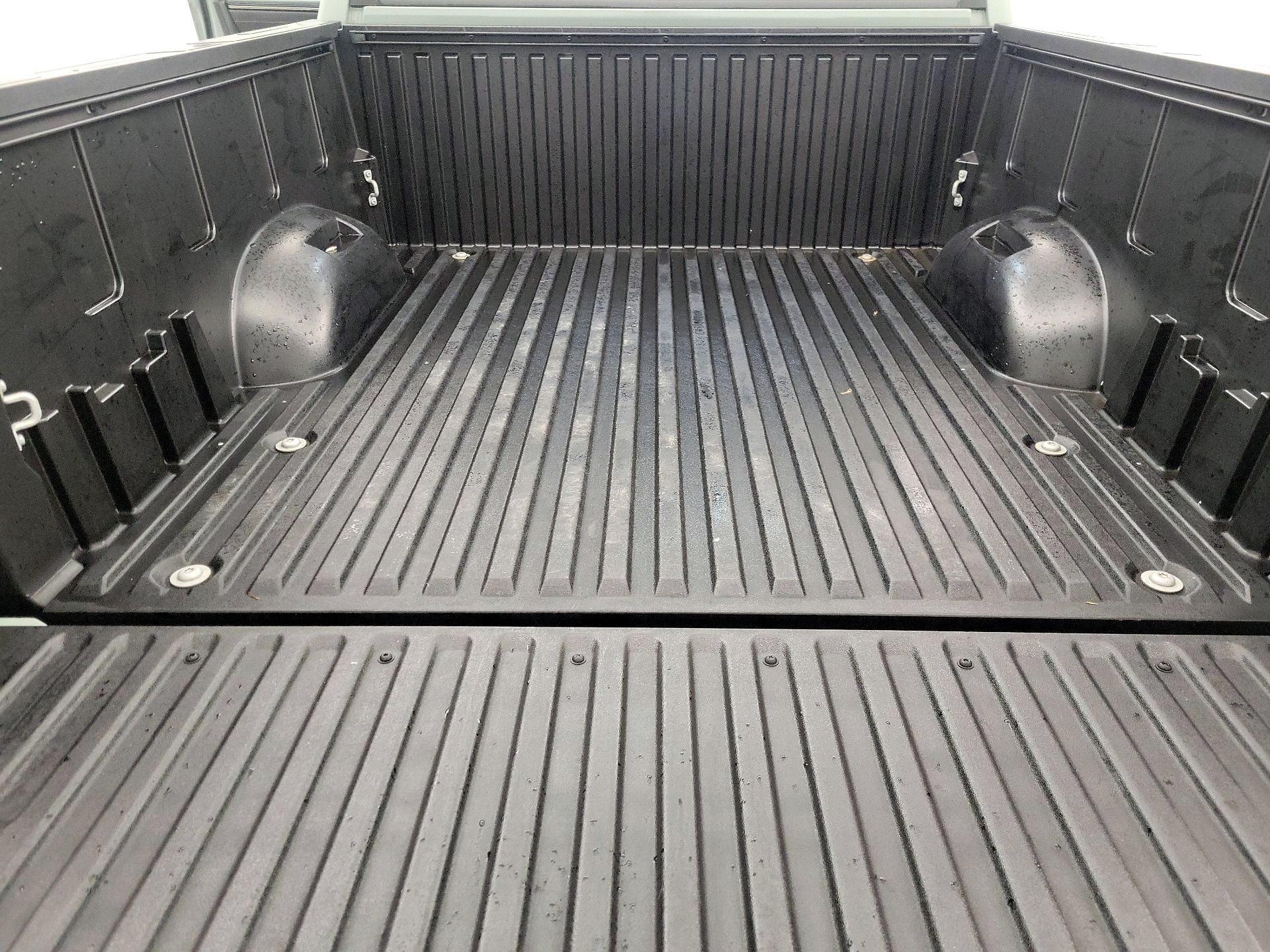 Thumbnail: 2024 Toyota Tundra - 20