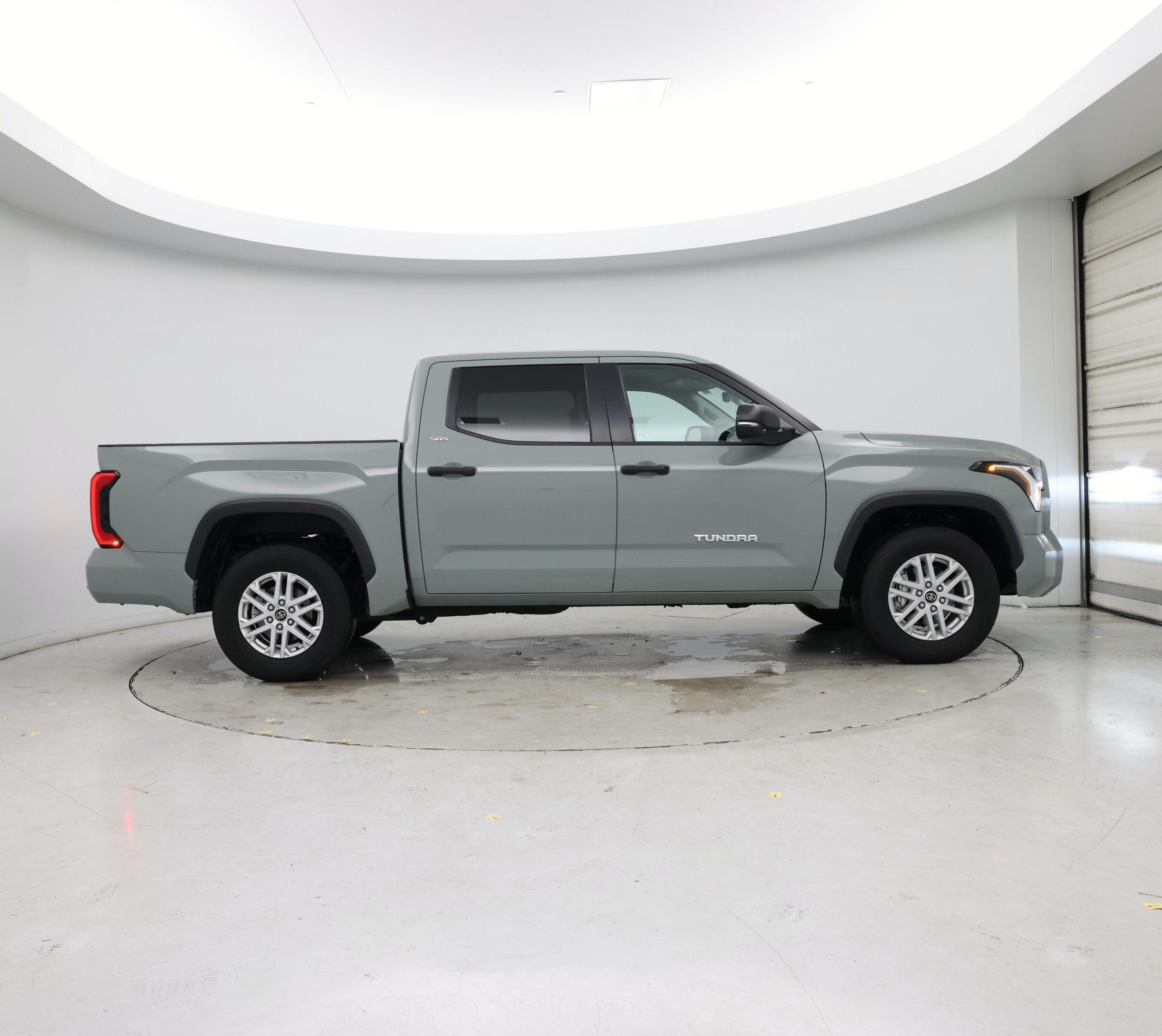 Thumbnail: 2024 Toyota Tundra - 7