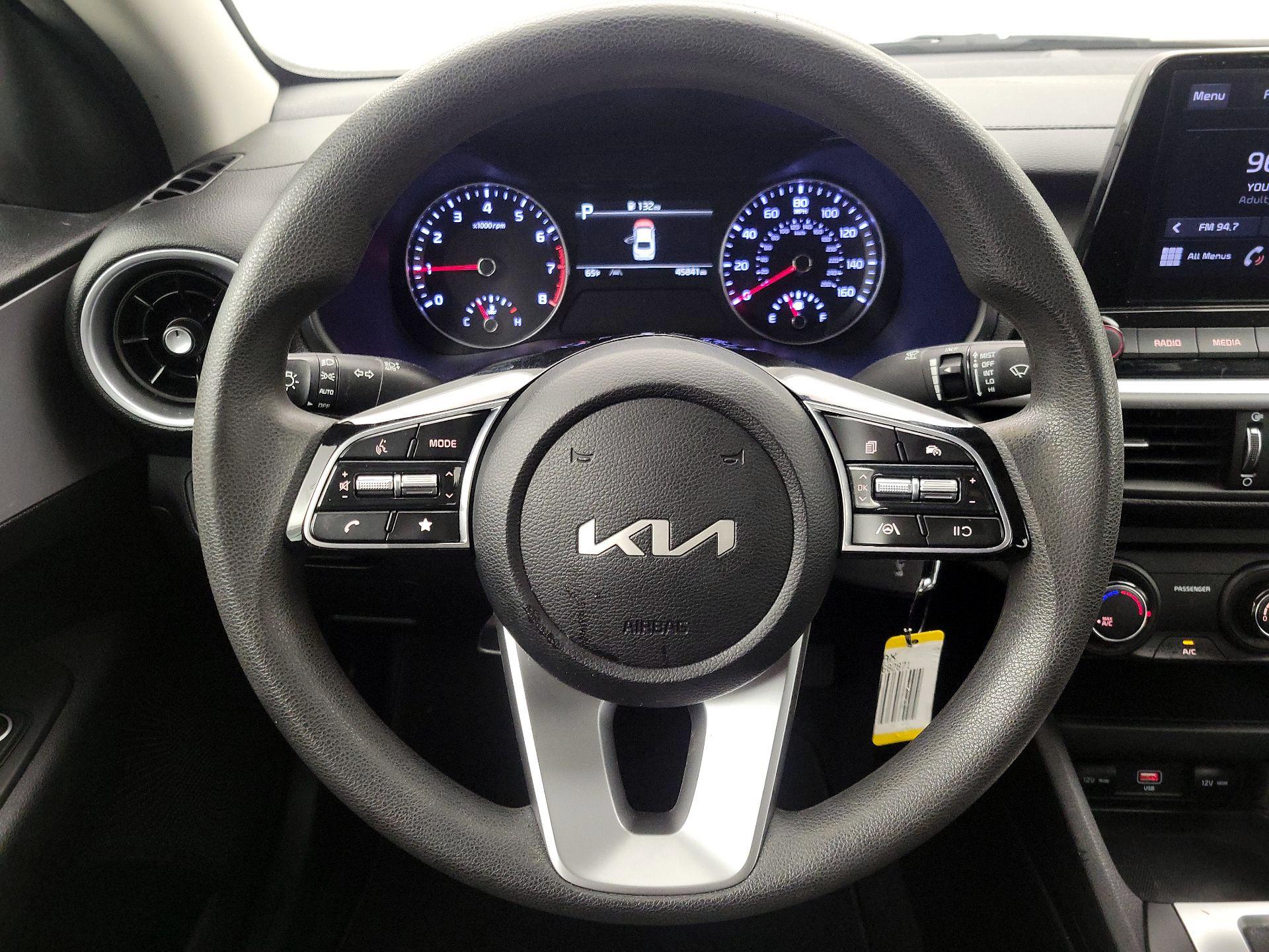 Thumbnail: 2023 Kia Forte - 10