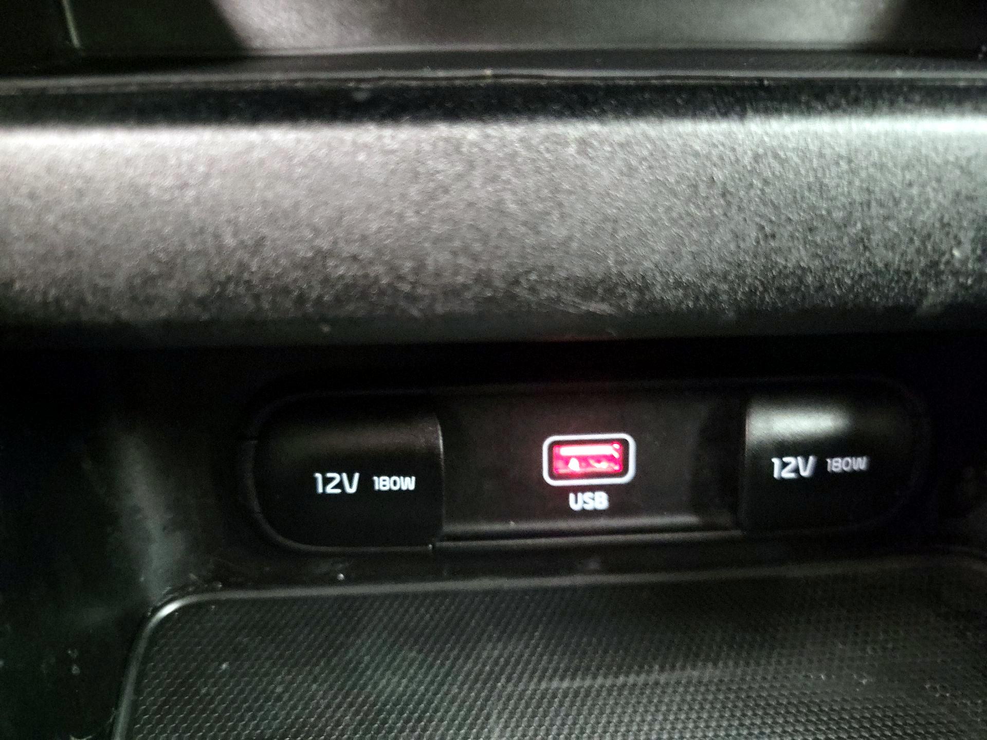 Thumbnail: 2023 Kia Forte - 18