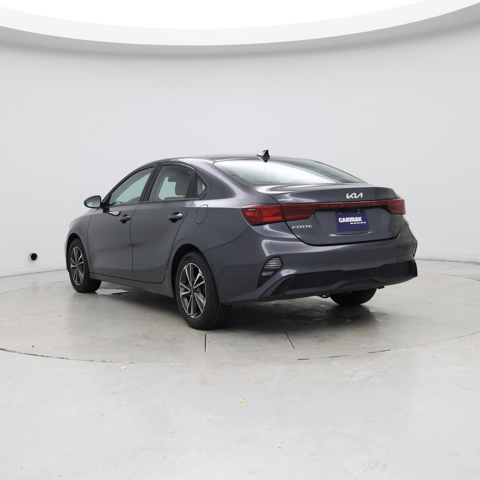 Thumbnail: 2023 Kia Forte - 2