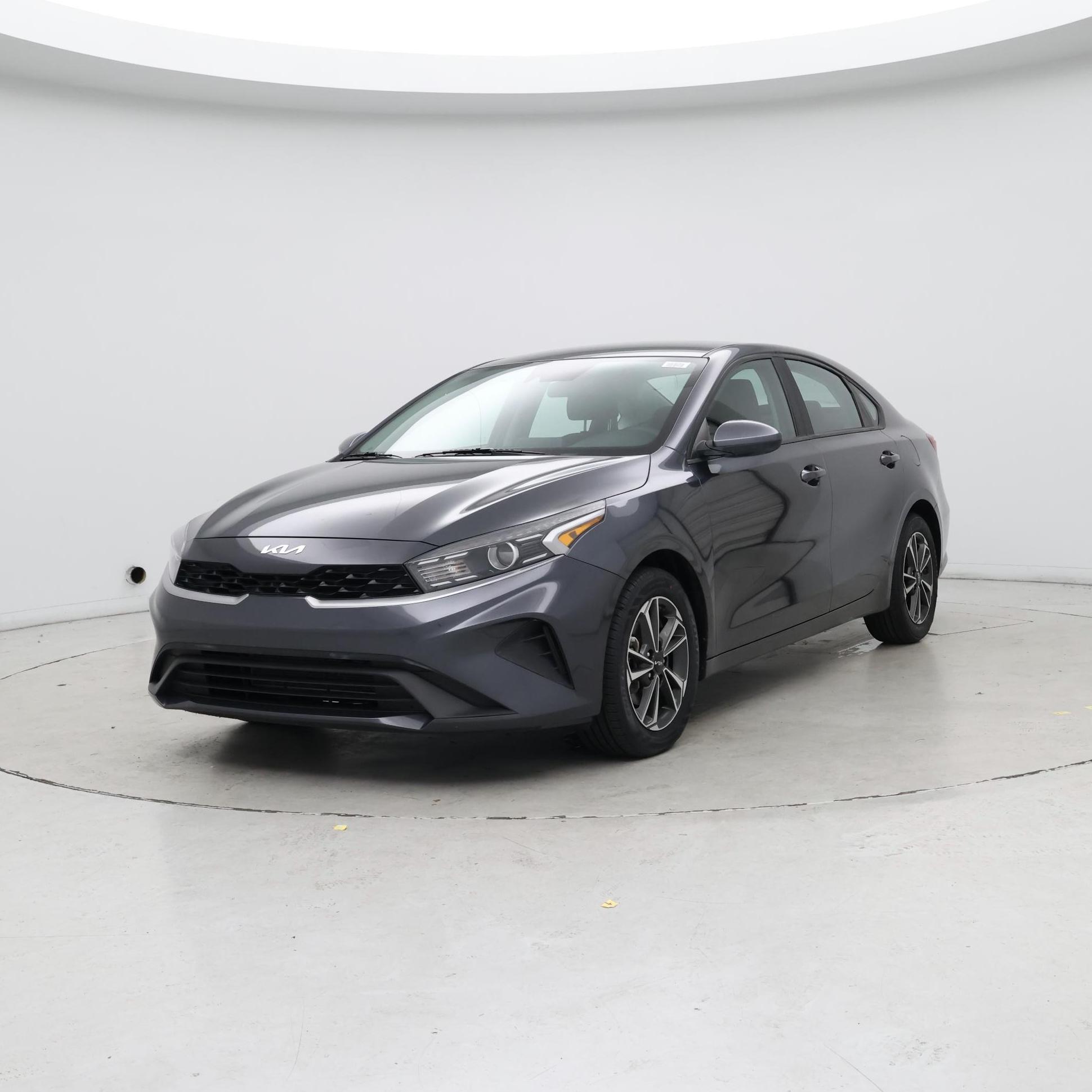 Thumbnail: 2023 Kia Forte - 4