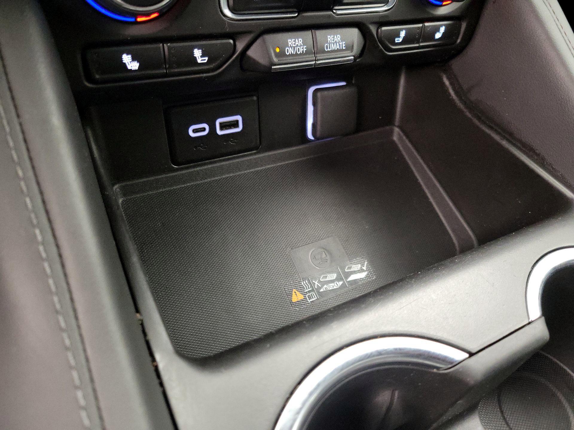 Thumbnail: 2024 Chevrolet Tahoe - 18