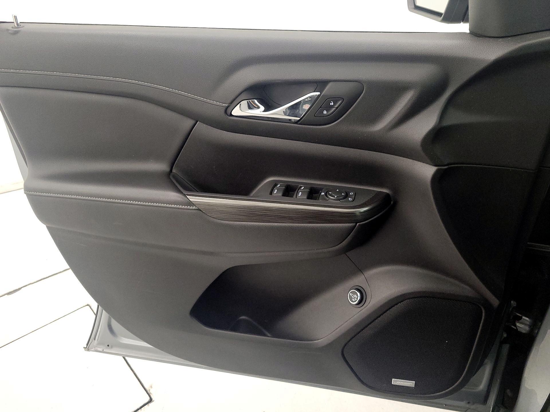 Thumbnail: 2023 GMC Acadia - 12