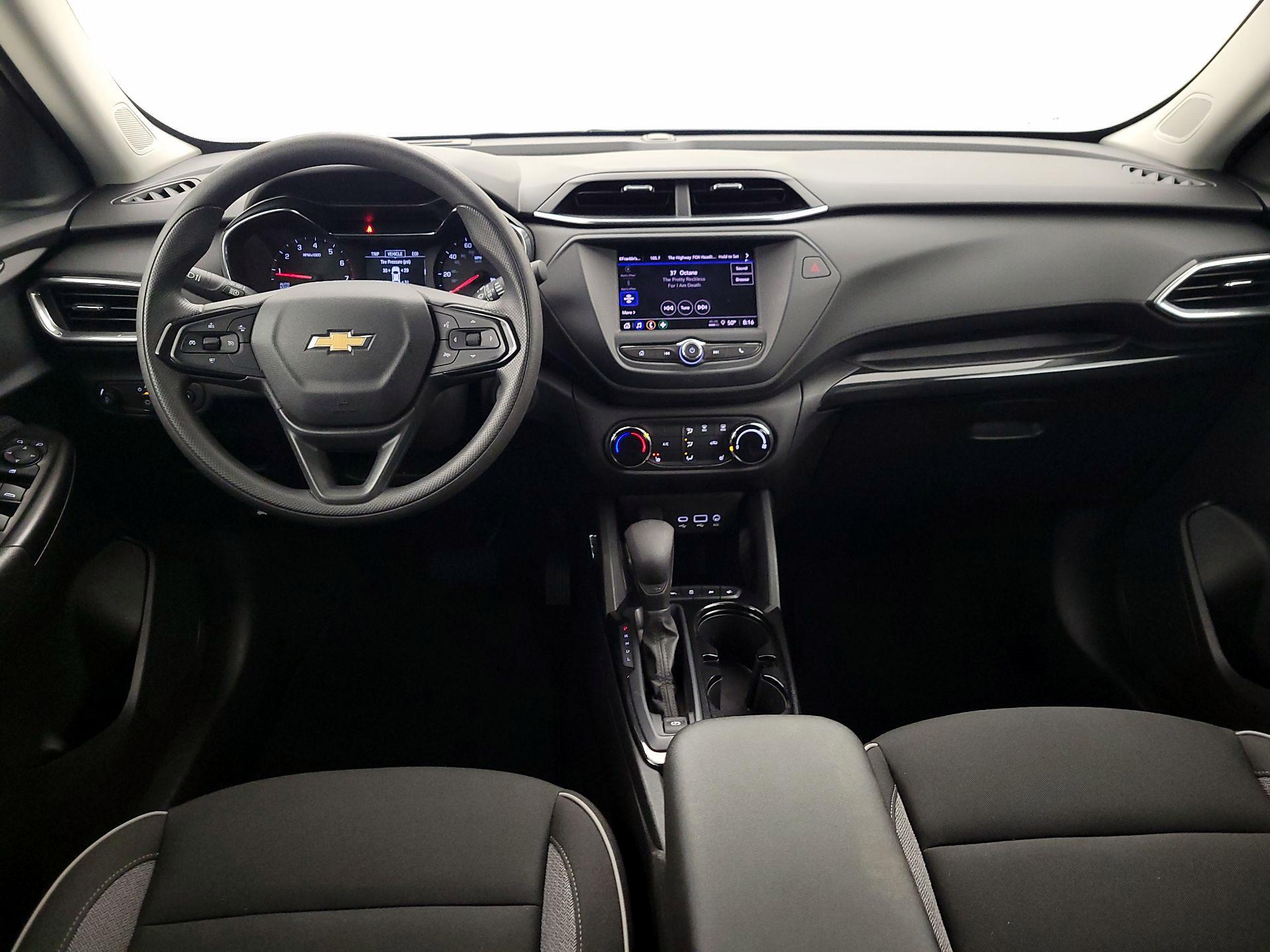 Thumbnail: 2023 Chevrolet TrailBlazer - 9