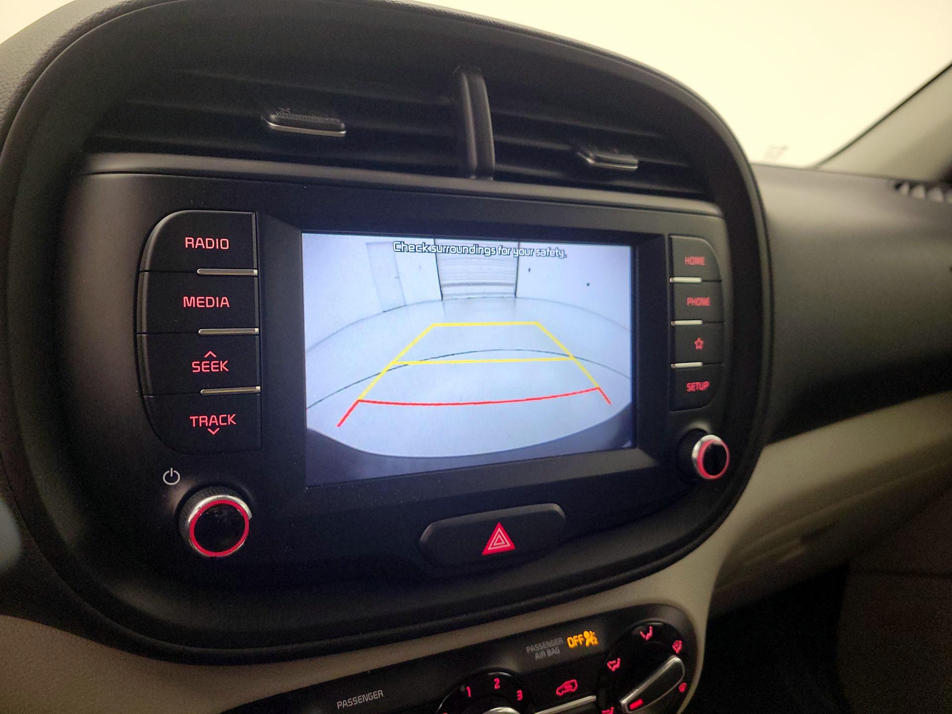 Thumbnail: 2020 Kia Soul - 14