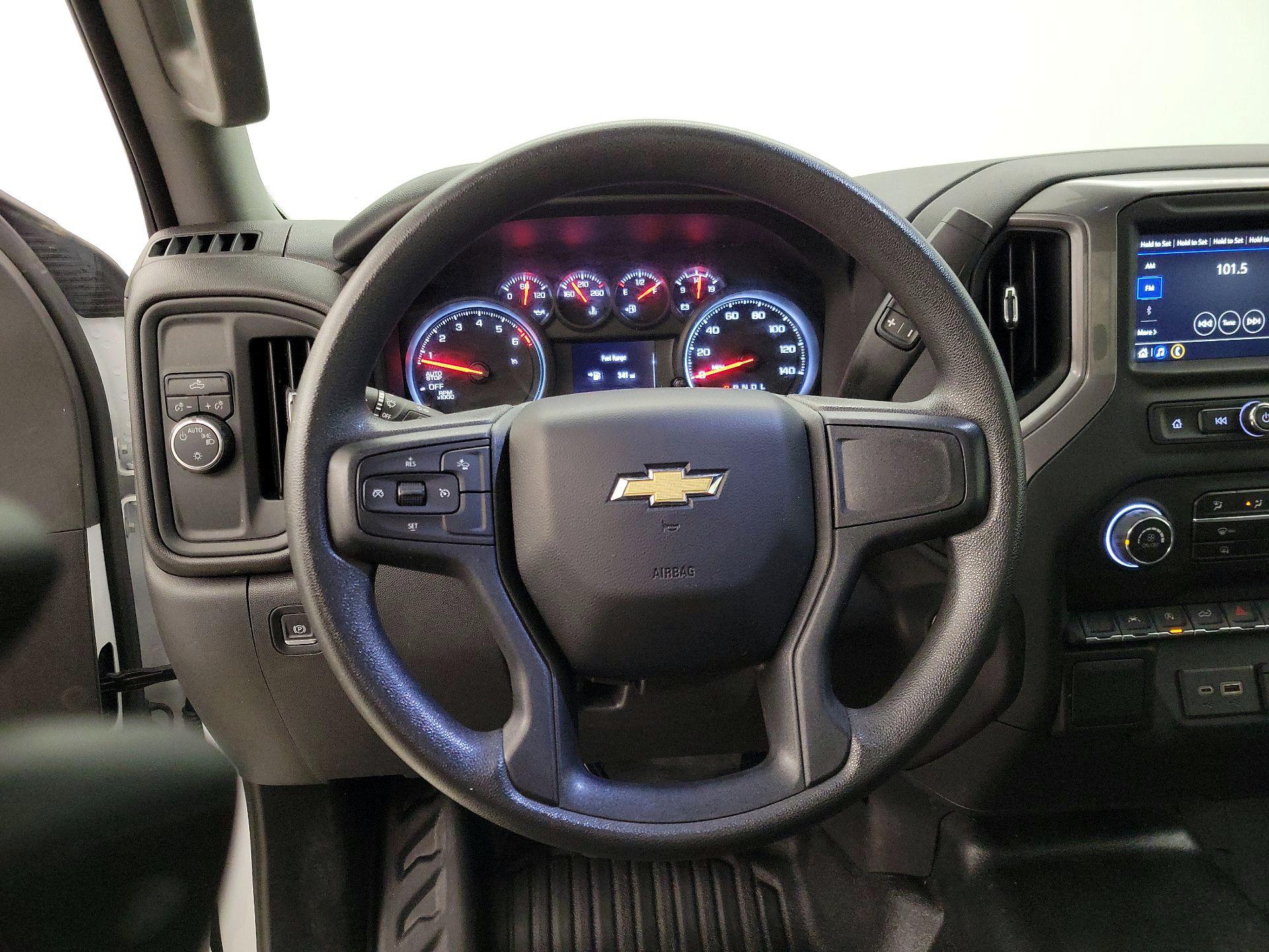 Thumbnail: 2023 Chevrolet Silverado 1500 - 10