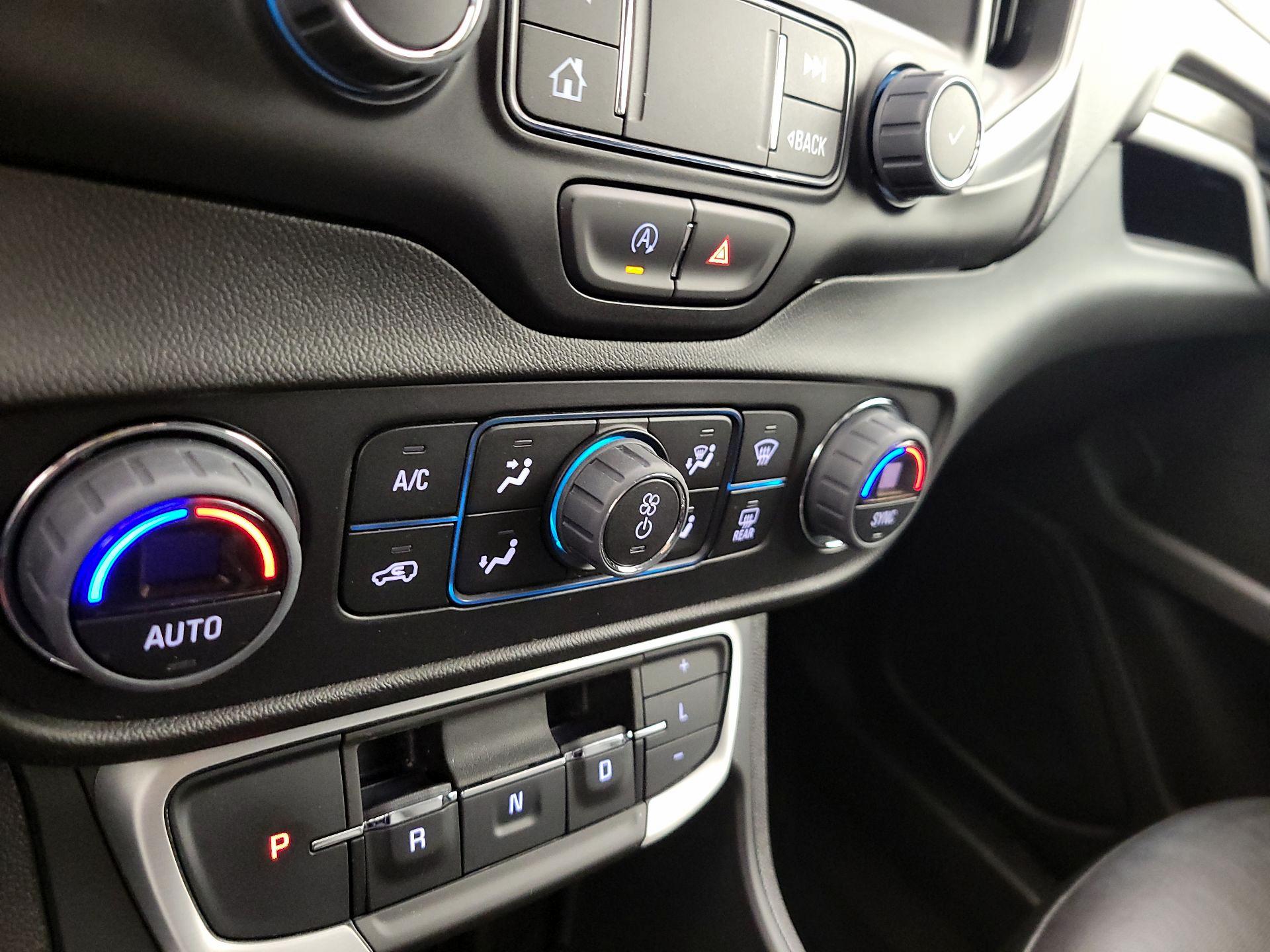 Thumbnail: 2024 GMC Terrain - 15