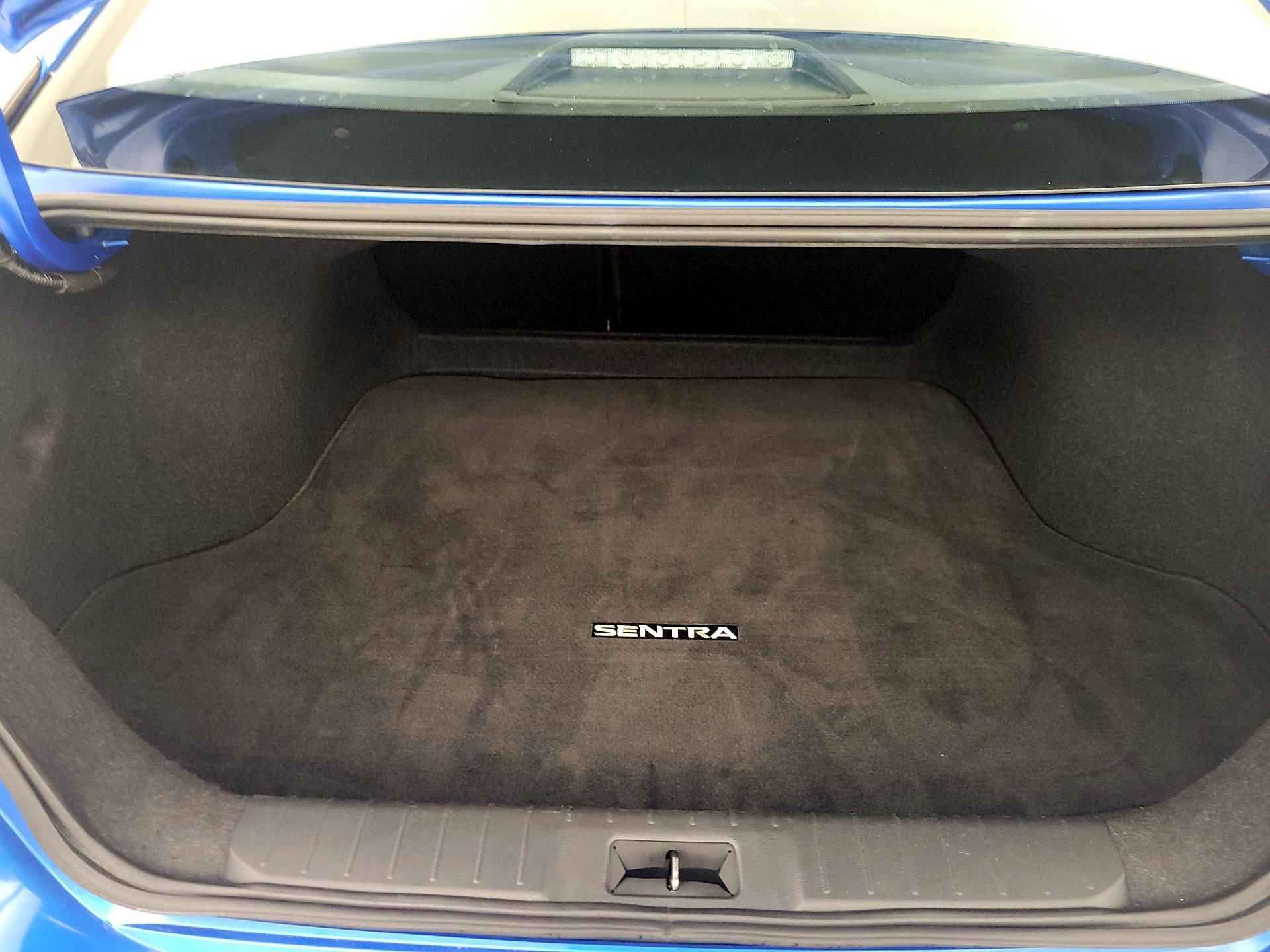 Thumbnail: 2023 Nissan Sentra - 20