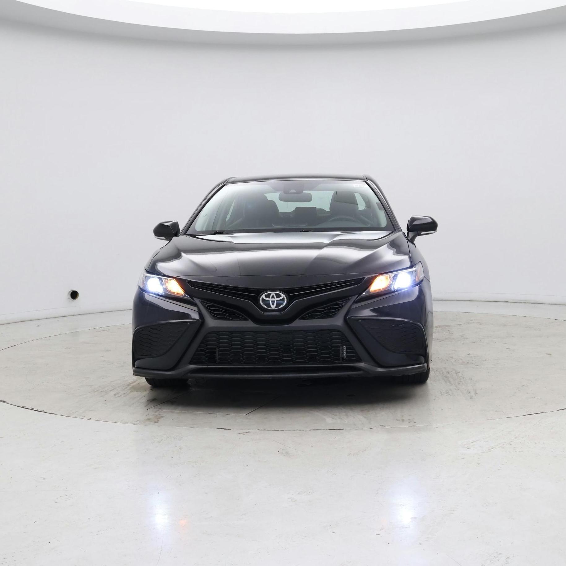 Thumbnail: 2021 Toyota Camry - 5