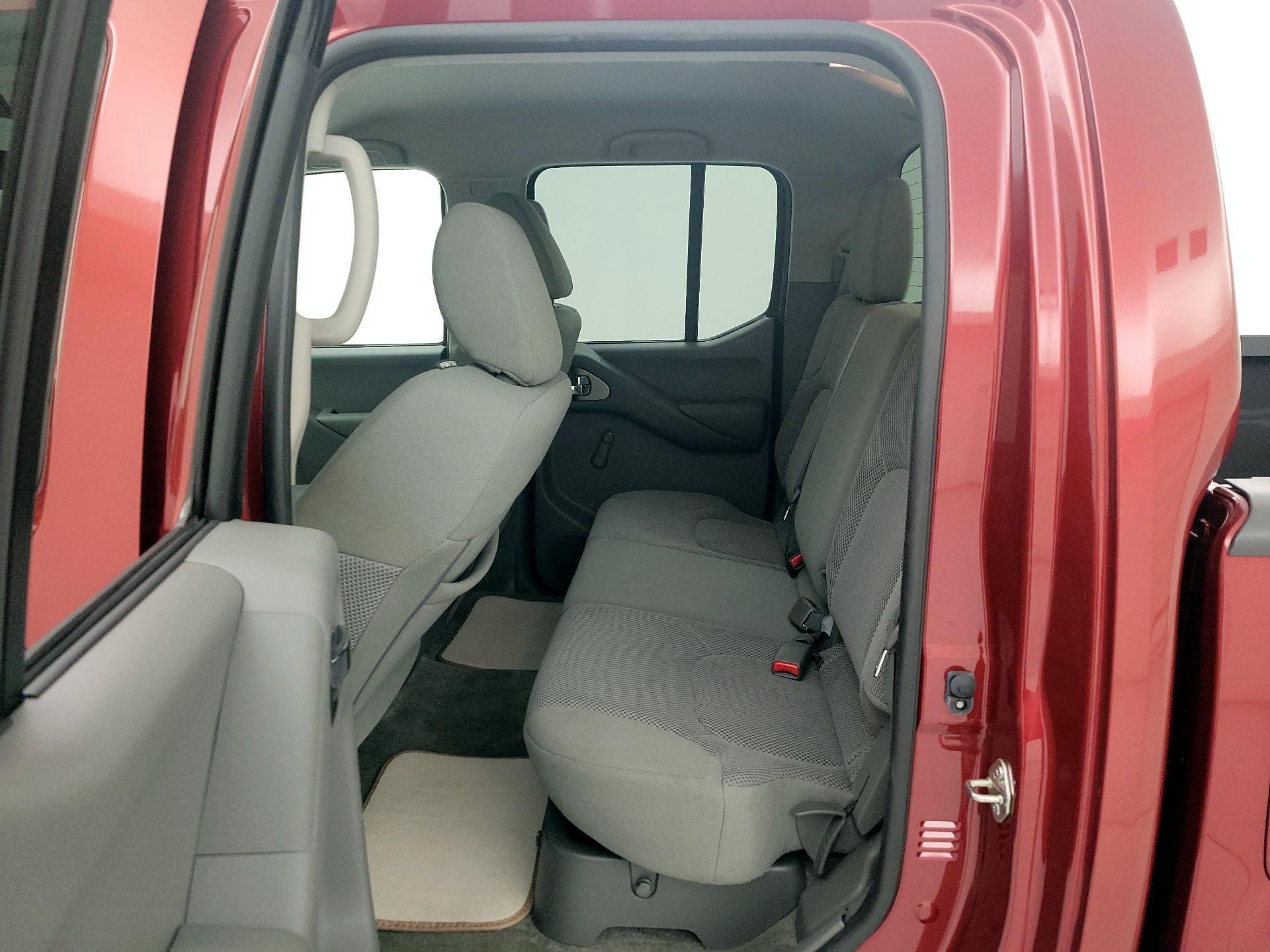 Thumbnail: 2018 Nissan Frontier - 18