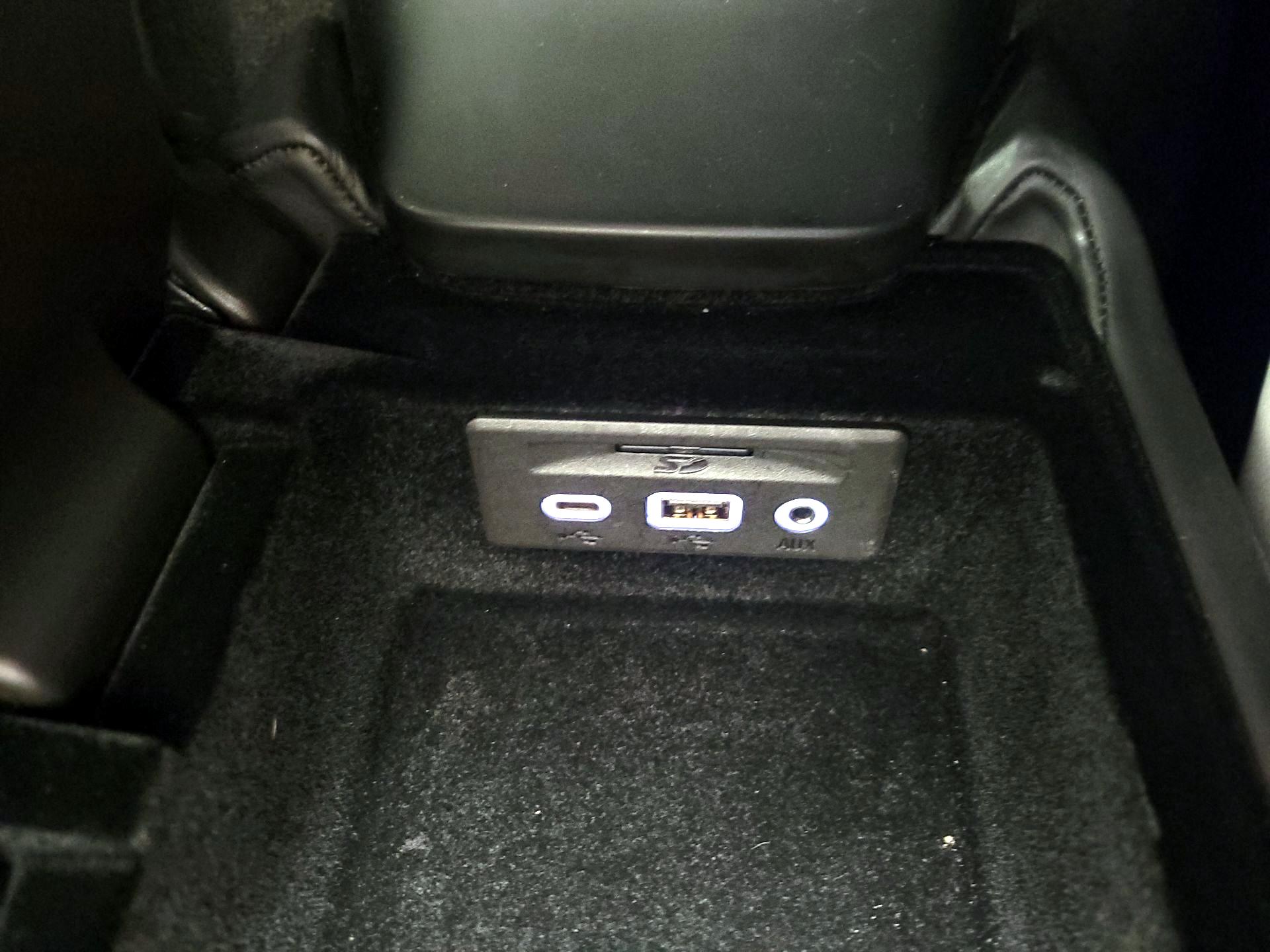 Thumbnail: 2021 Chevrolet Corvette - 19