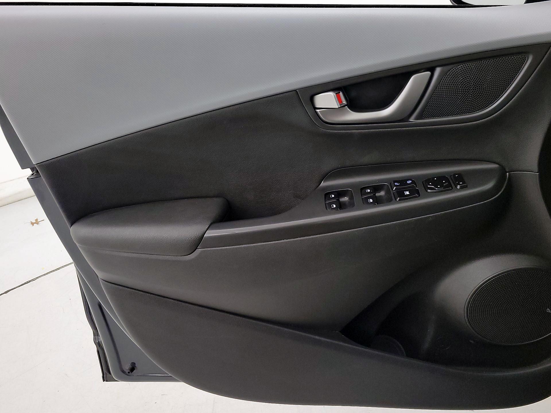 Thumbnail: 2019 Hyundai Kona - 12