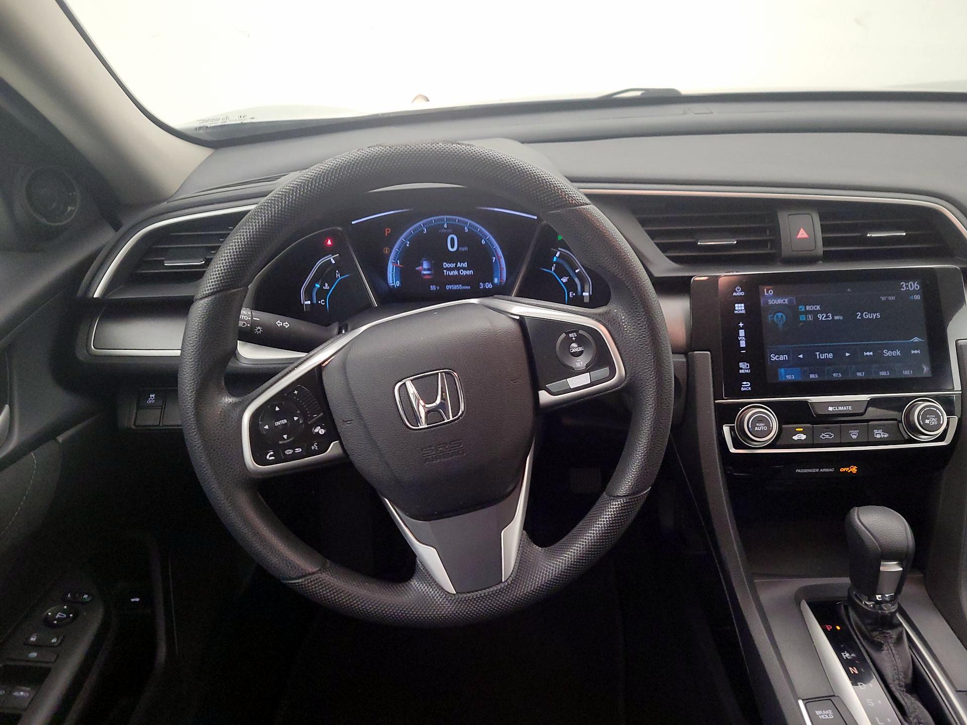 Thumbnail: 2016 Honda Civic - 10