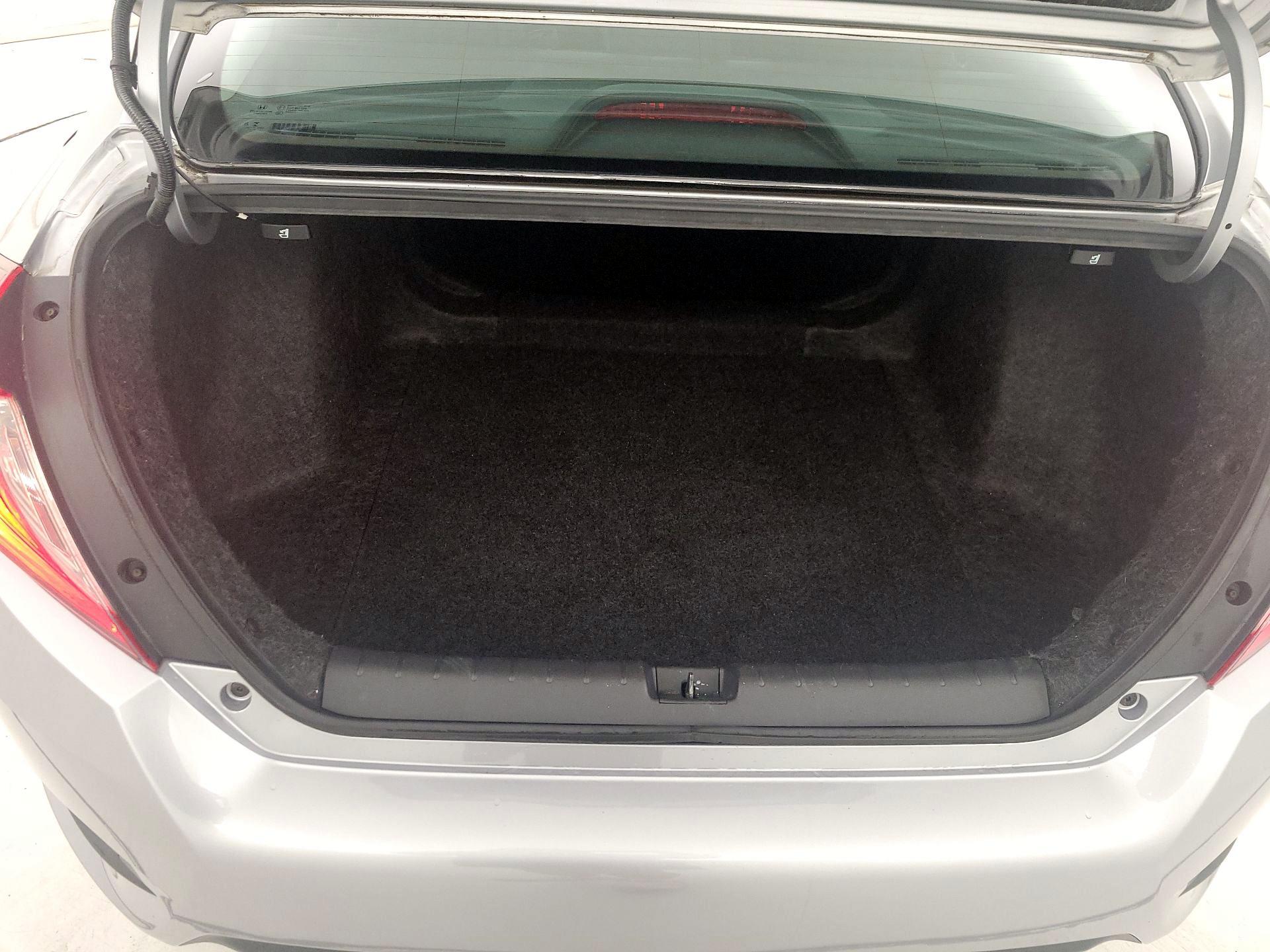 Thumbnail: 2016 Honda Civic - 18