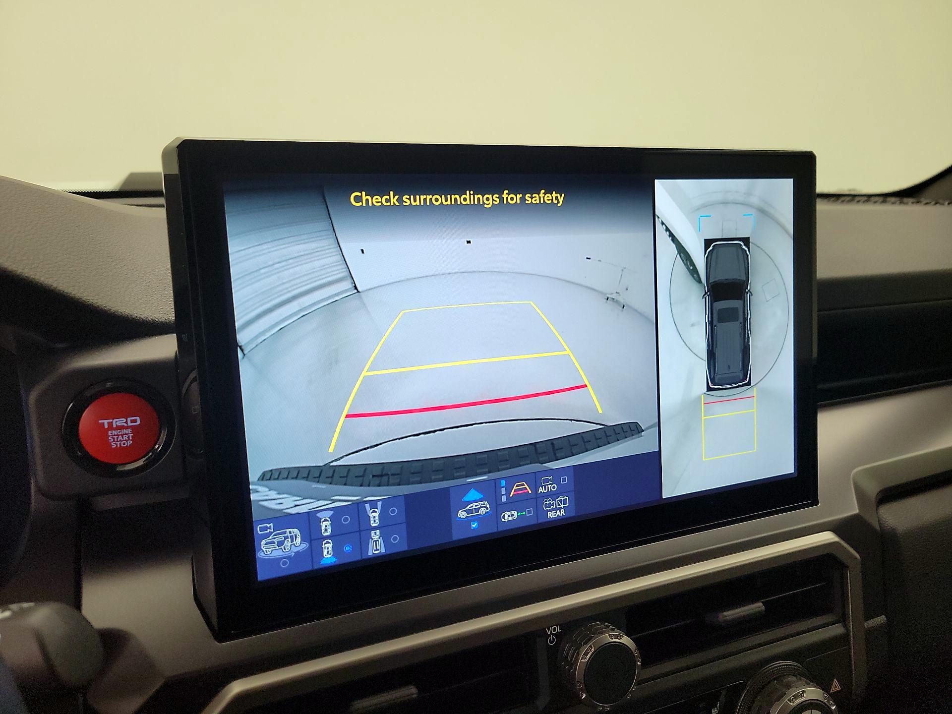 Thumbnail: 2025 Toyota 4Runner - 14