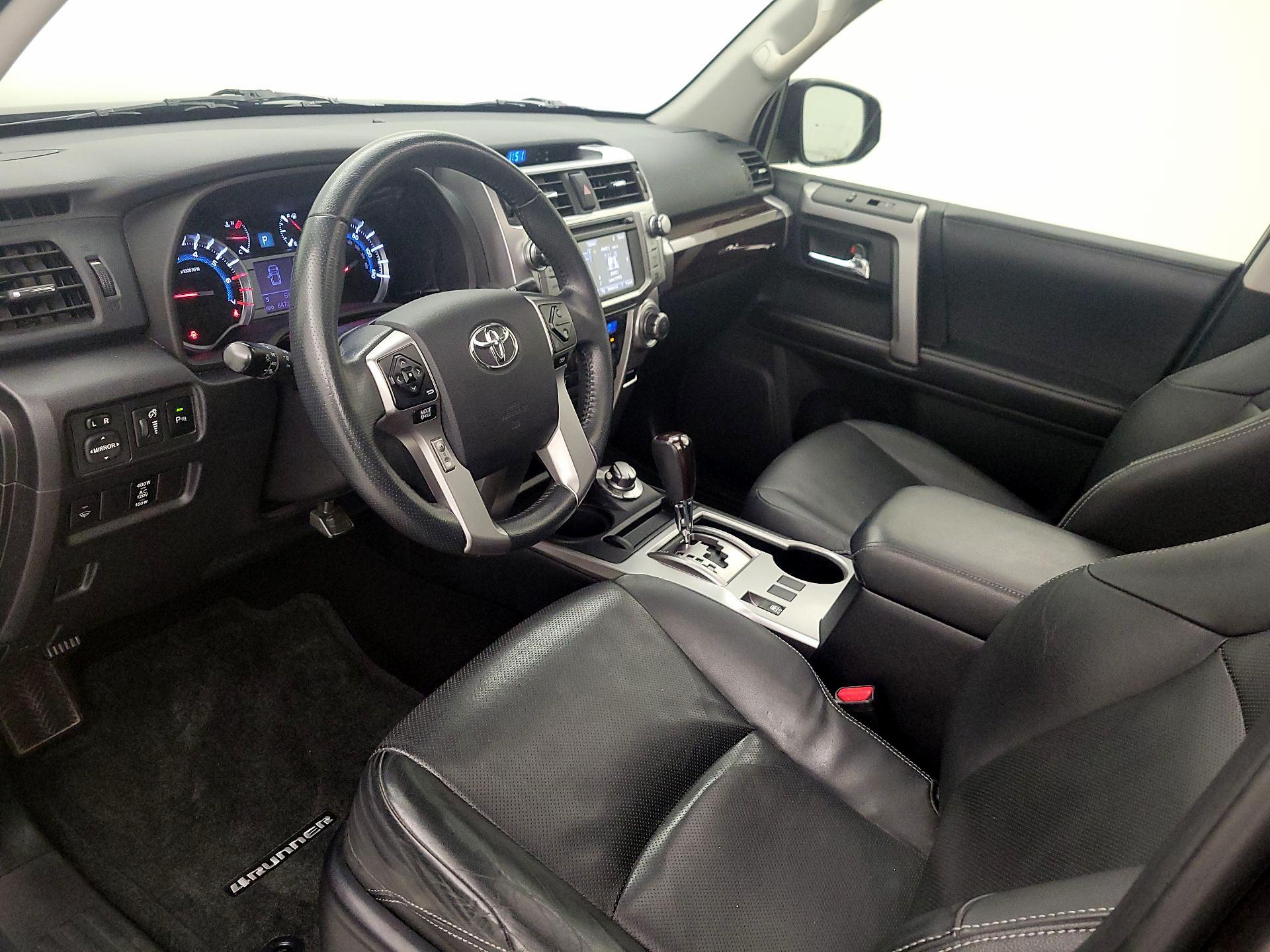 Thumbnail: 2015 Toyota 4Runner - 11