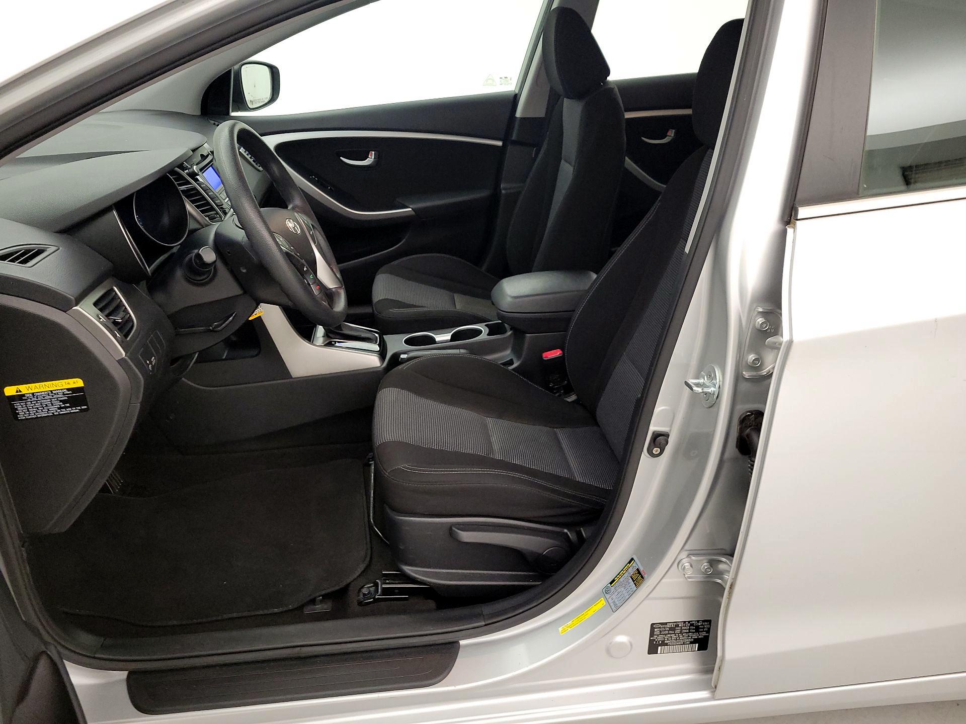 Thumbnail: 2016 Hyundai Elantra - 11