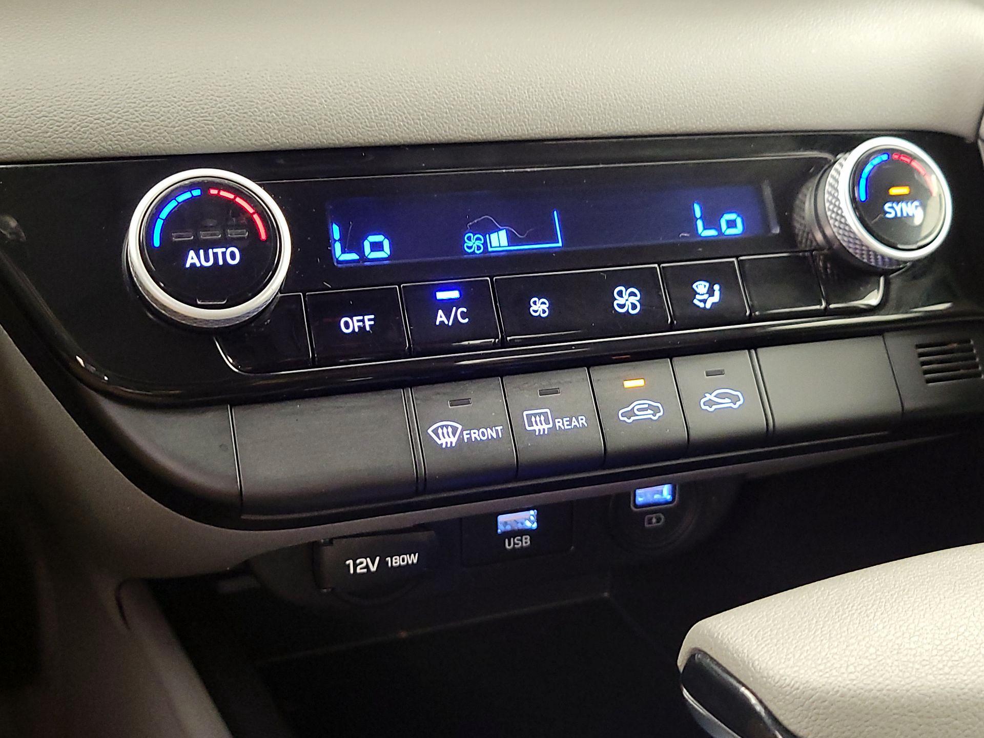 Thumbnail: 2021 Hyundai Elantra - 16