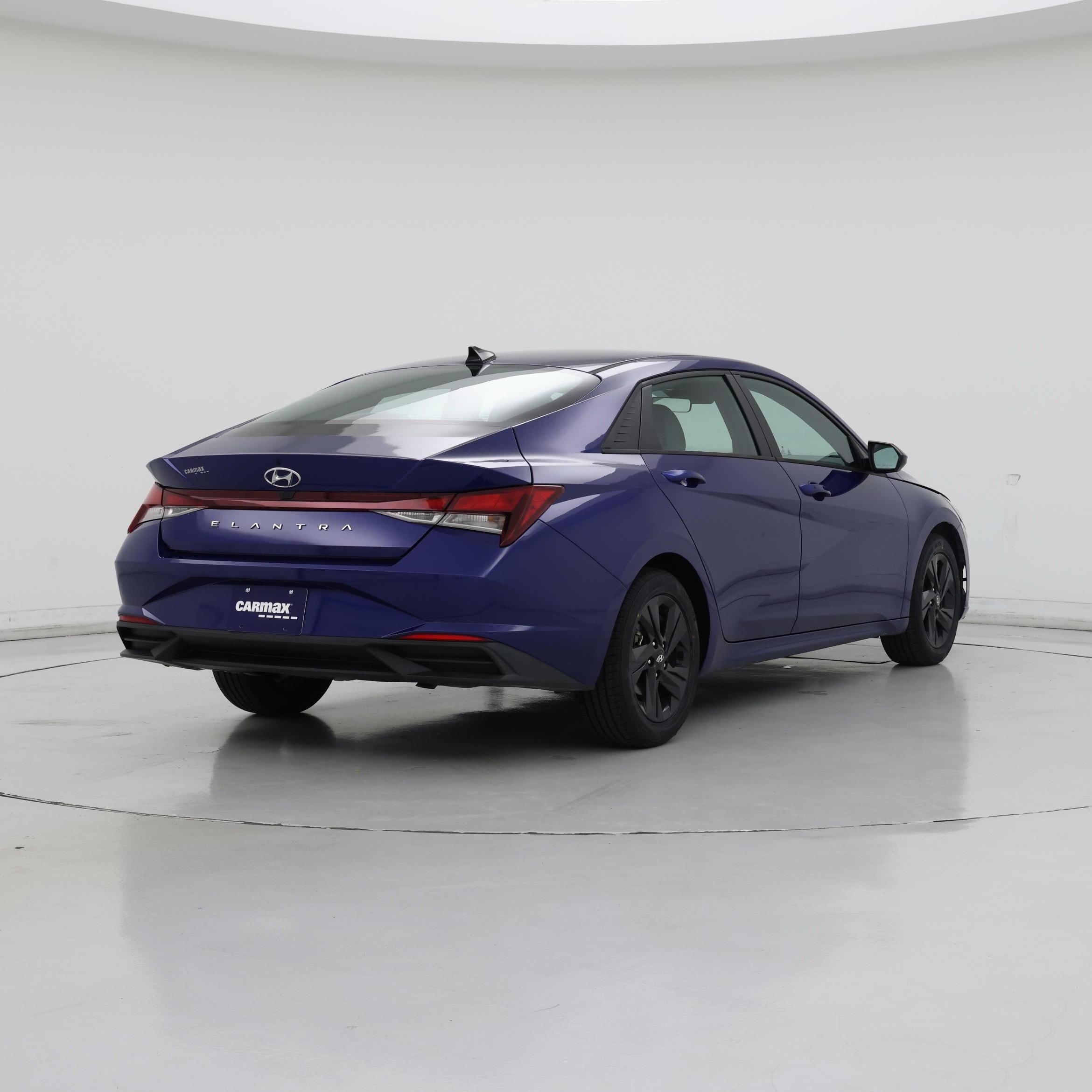 Thumbnail: 2021 Hyundai Elantra - 8