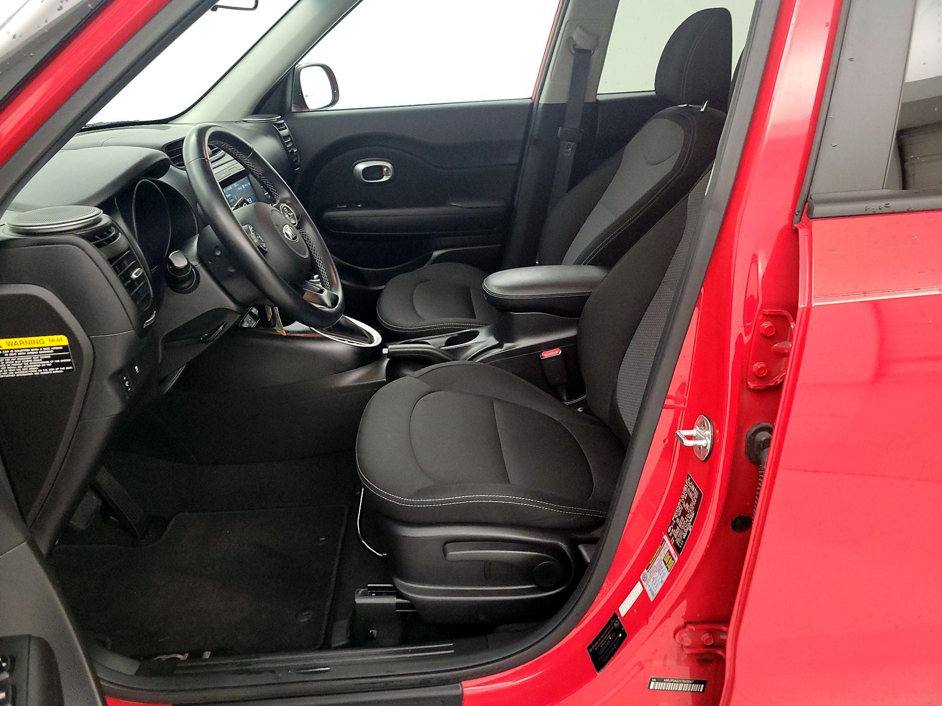 Thumbnail: 2019 Kia Soul - 11