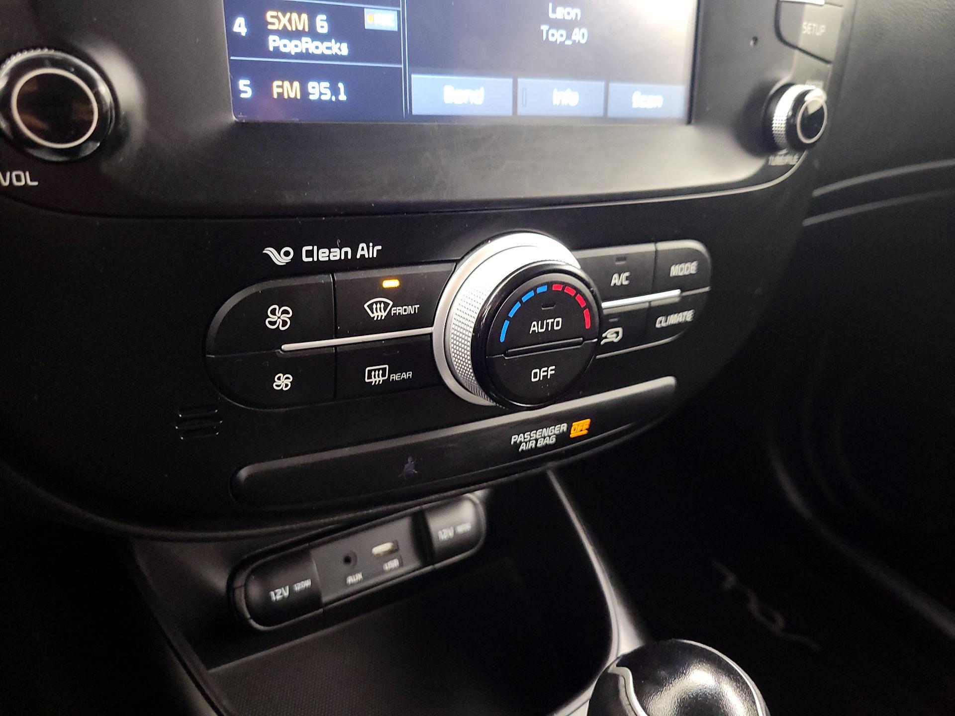 Thumbnail: 2019 Kia Soul - 15