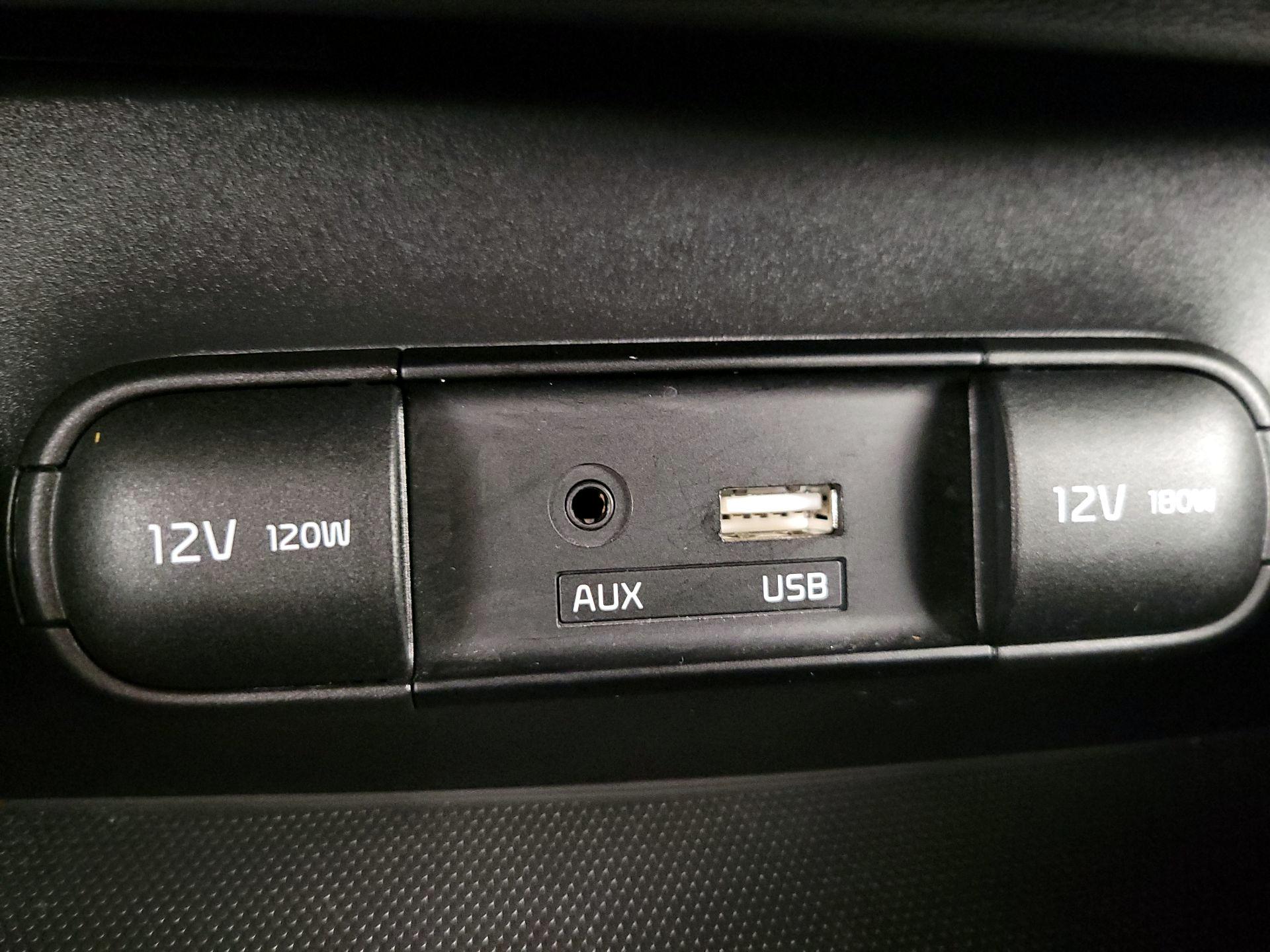 Thumbnail: 2019 Kia Soul - 17