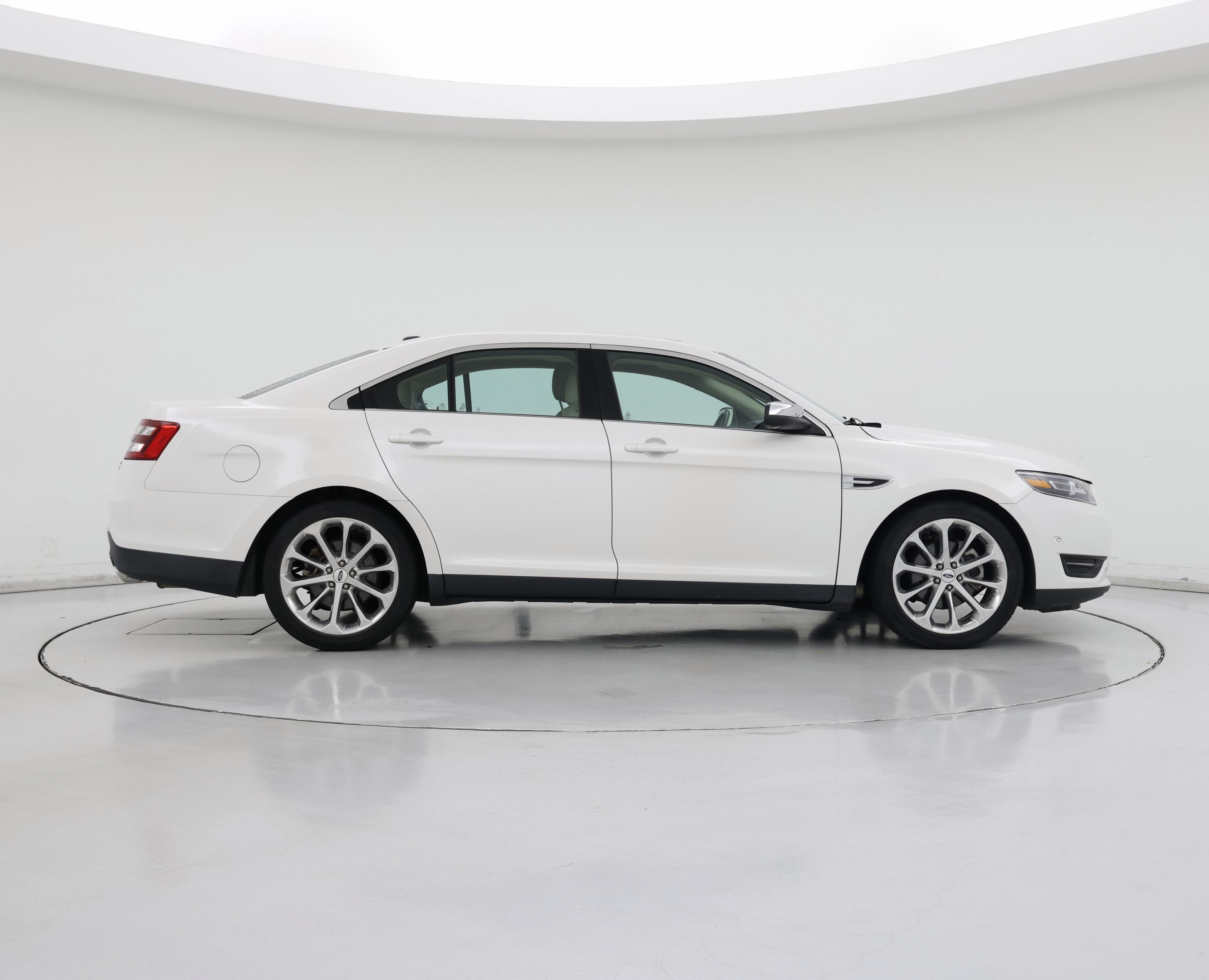 Thumbnail: 2015 Ford Taurus - 7