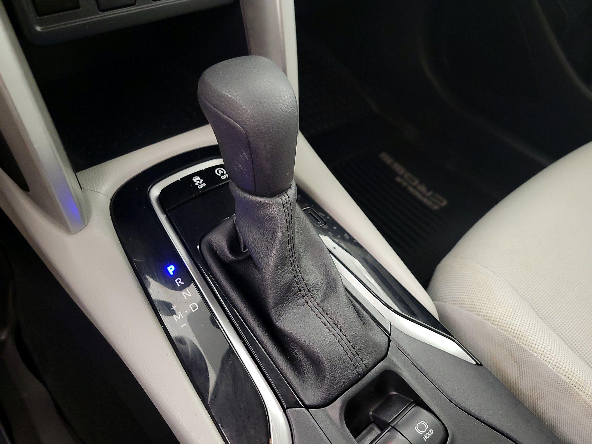 Thumbnail: 2022 Toyota Corolla Cross - 17