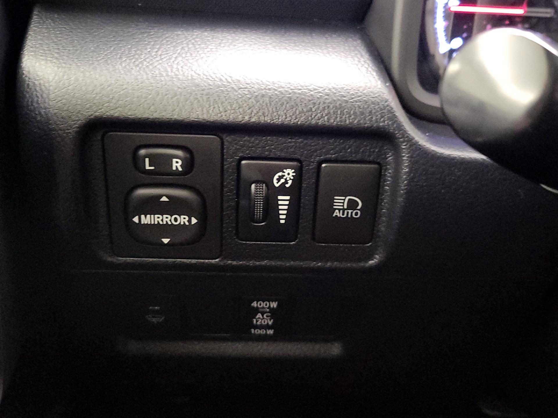 Thumbnail: 2020 Toyota 4Runner - 13