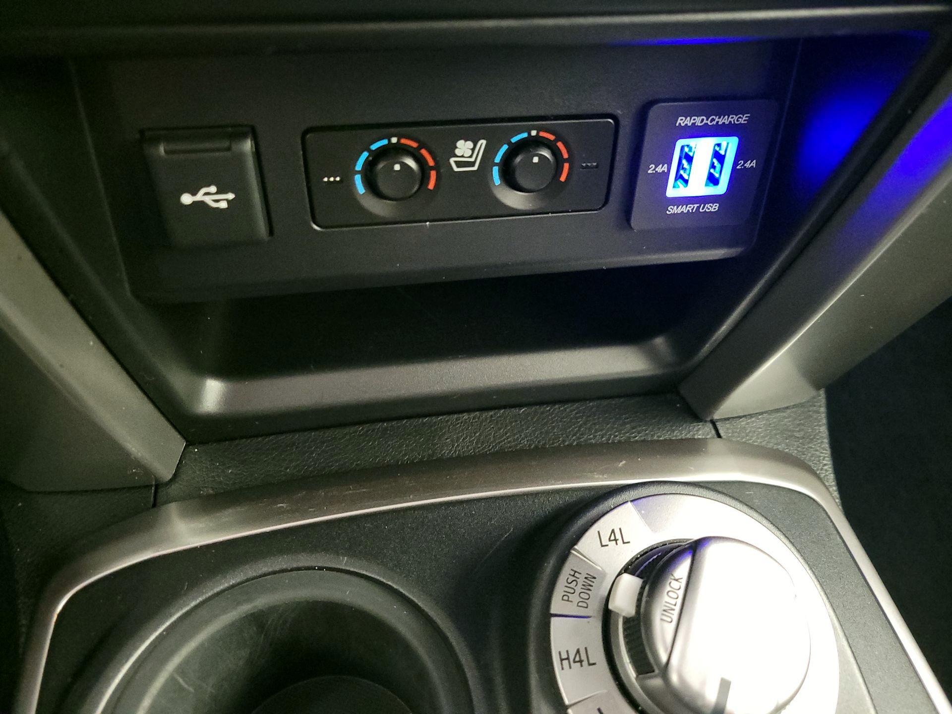 Thumbnail: 2020 Toyota 4Runner - 19