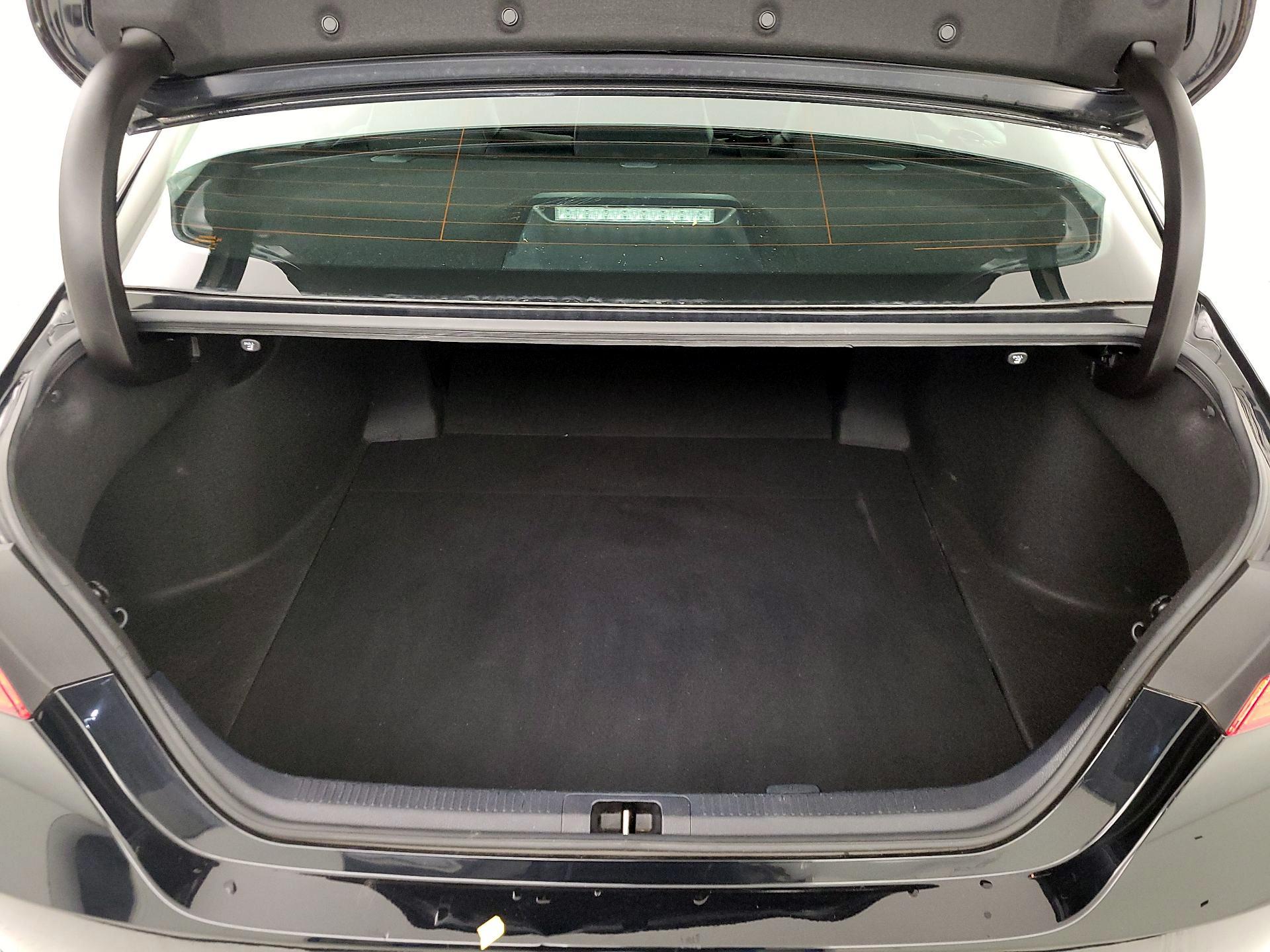 Thumbnail: 2022 Toyota Camry - 20