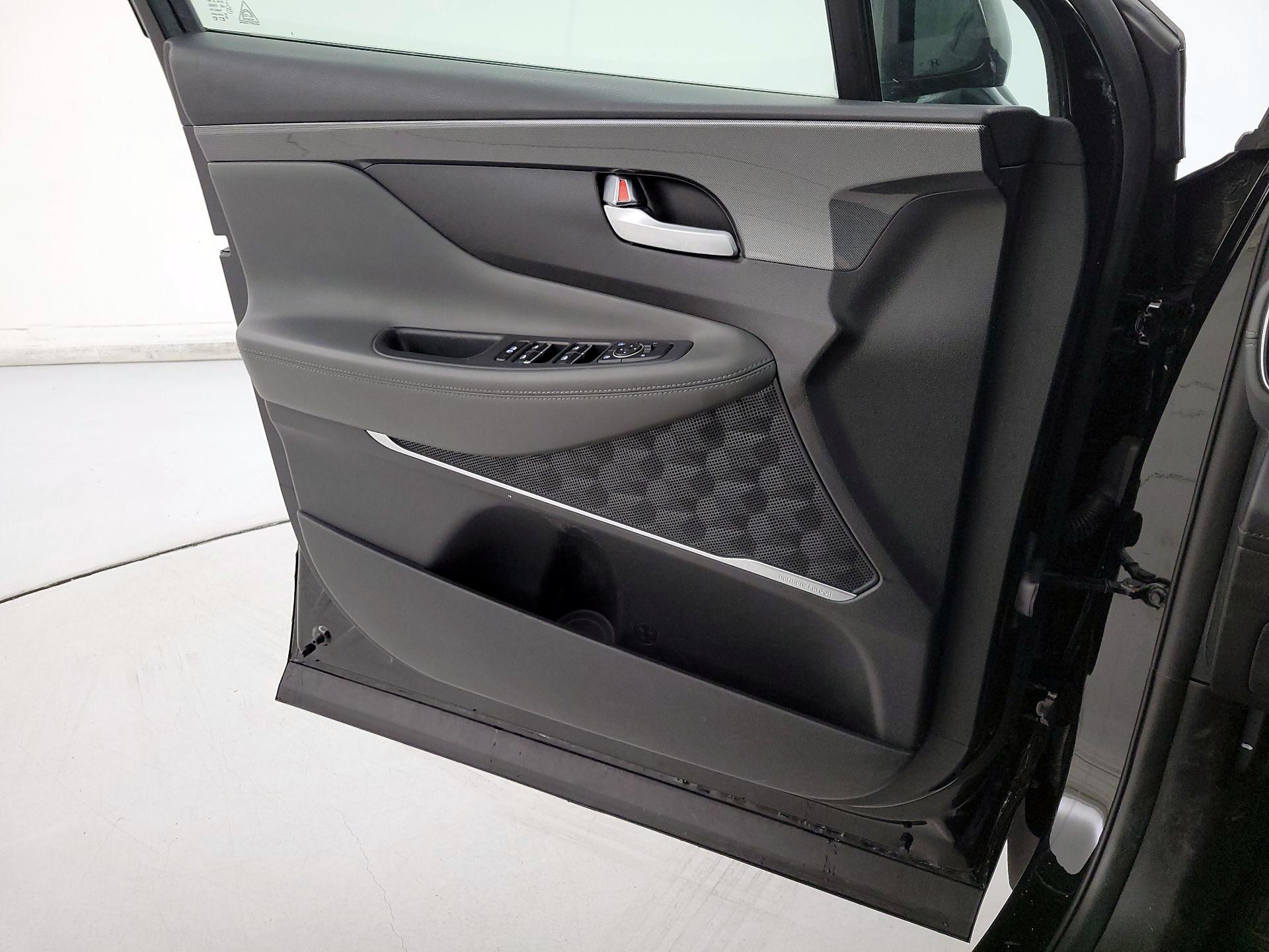 Thumbnail: 2023 Hyundai Santa Fe - 12