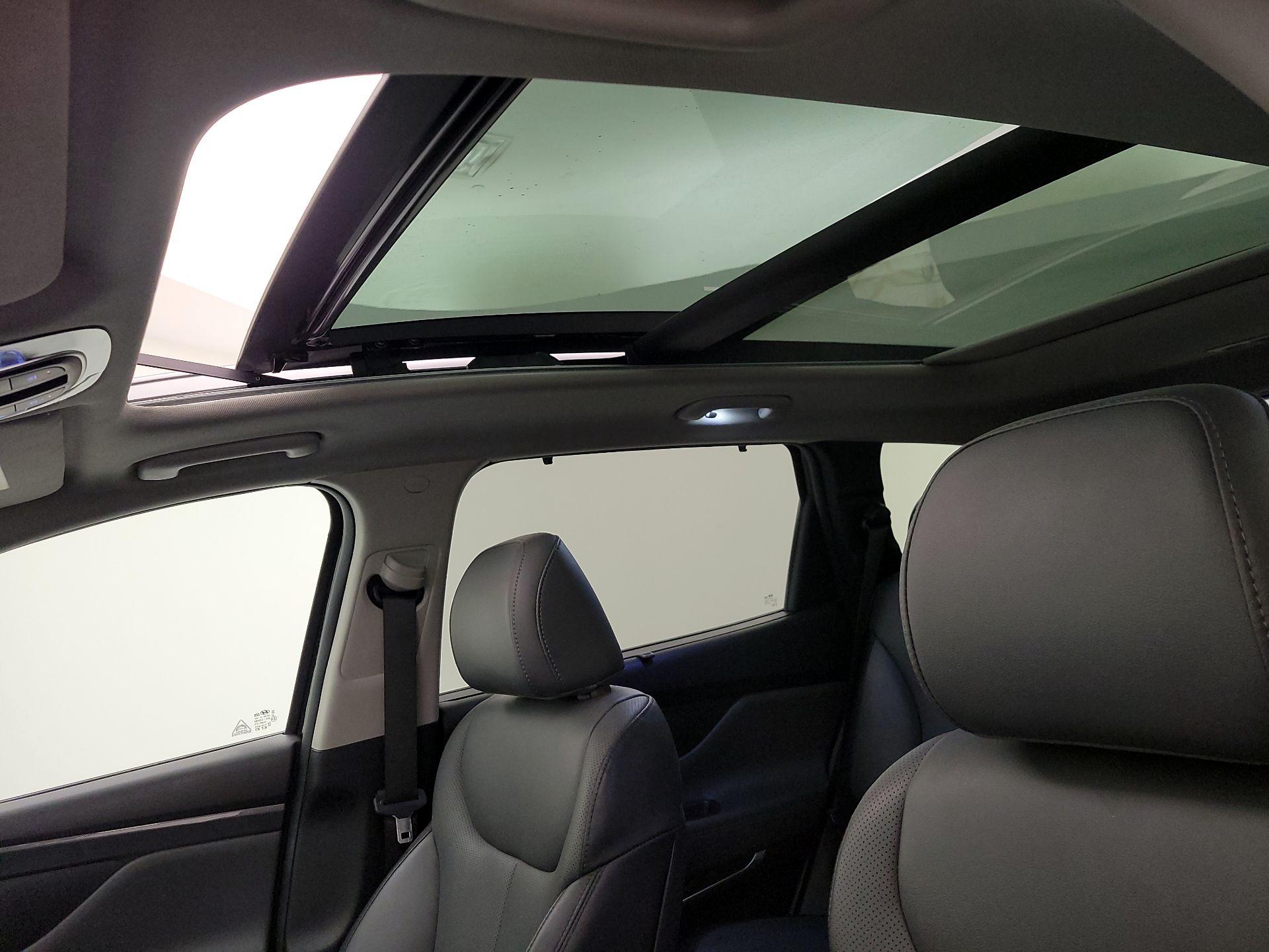 Thumbnail: 2023 Hyundai Santa Fe - 19