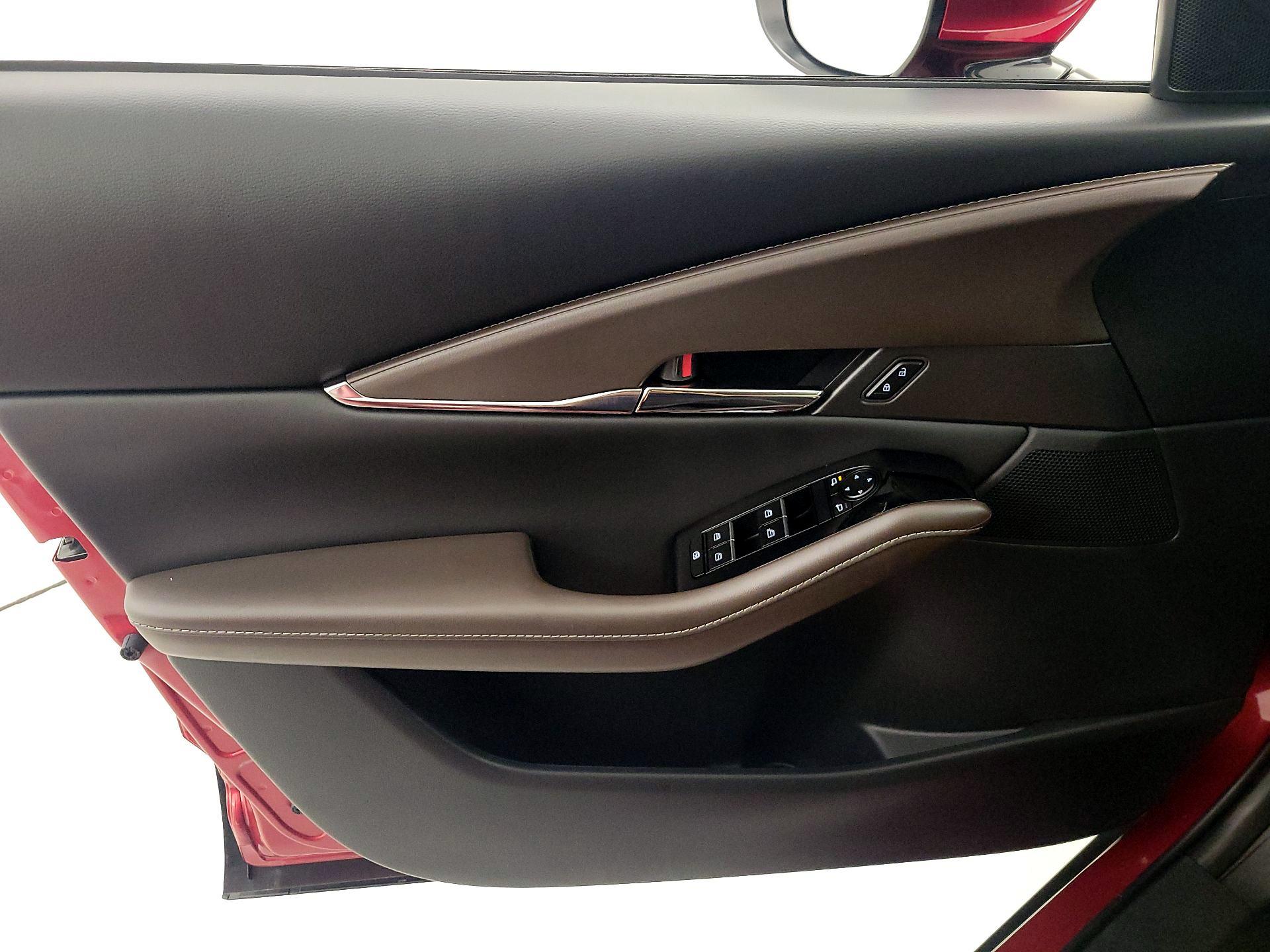 Thumbnail: 2022 Mazda CX-30 - 12