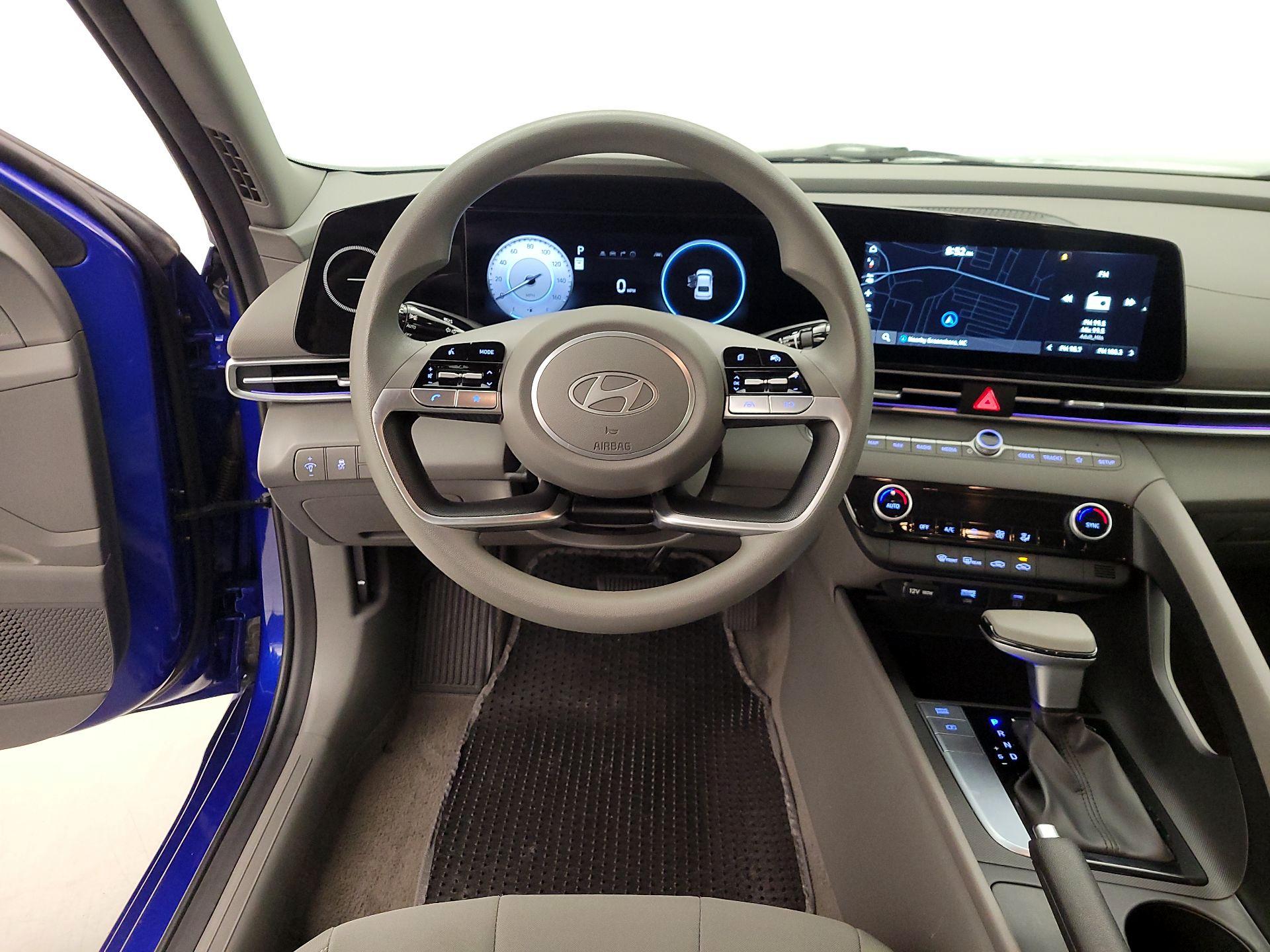 Thumbnail: 2024 Hyundai Elantra - 10