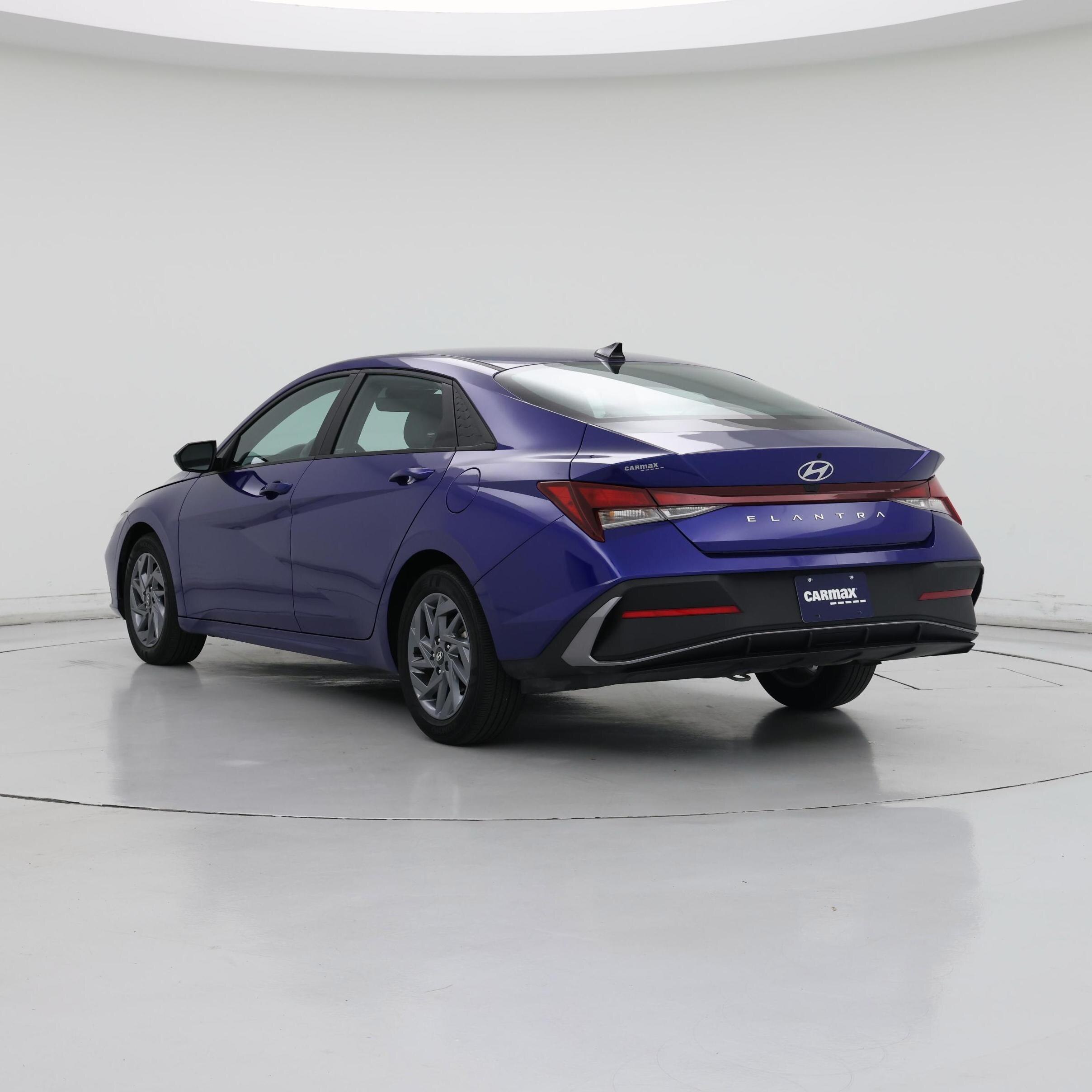 Thumbnail: 2024 Hyundai Elantra - 2