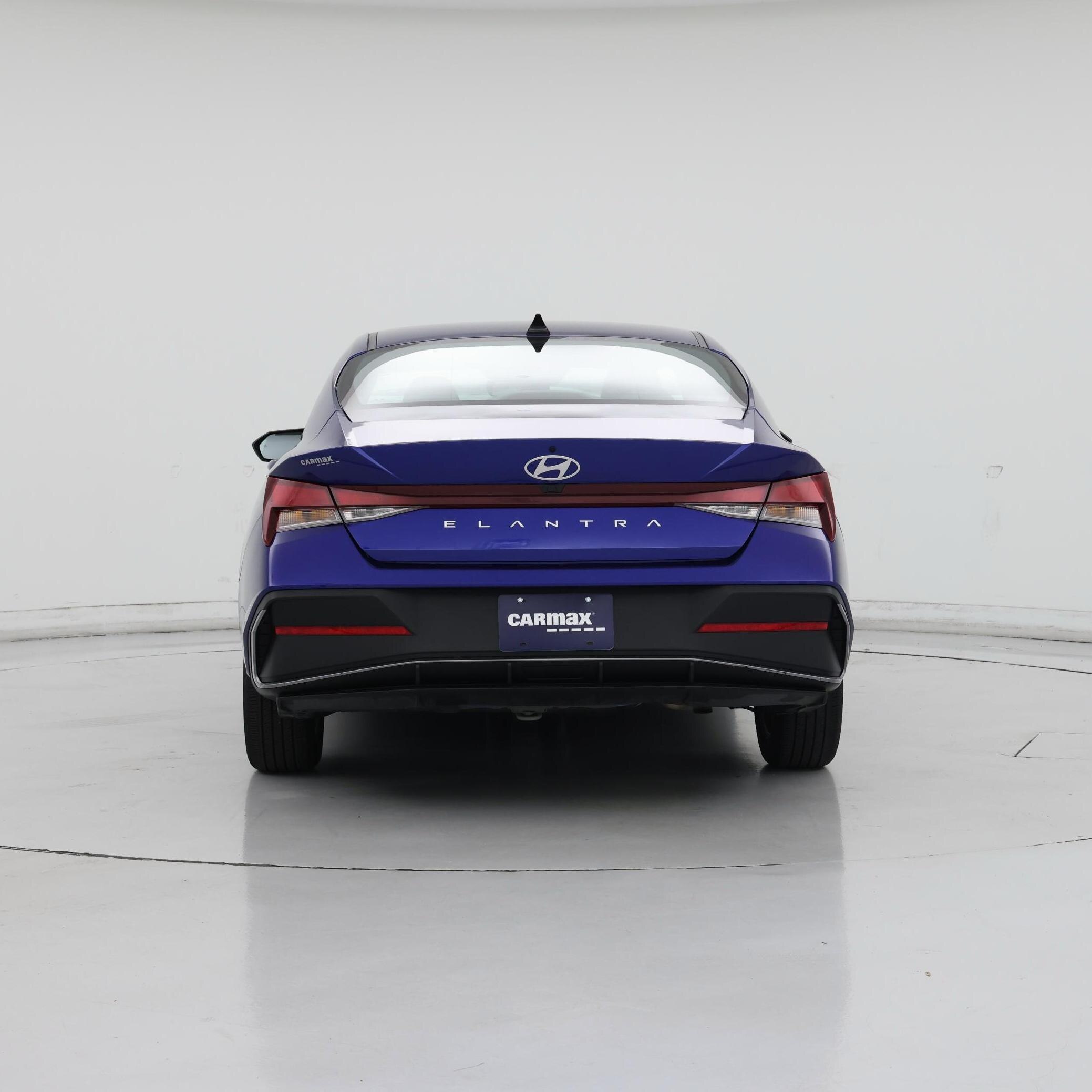 Thumbnail: 2024 Hyundai Elantra - 6